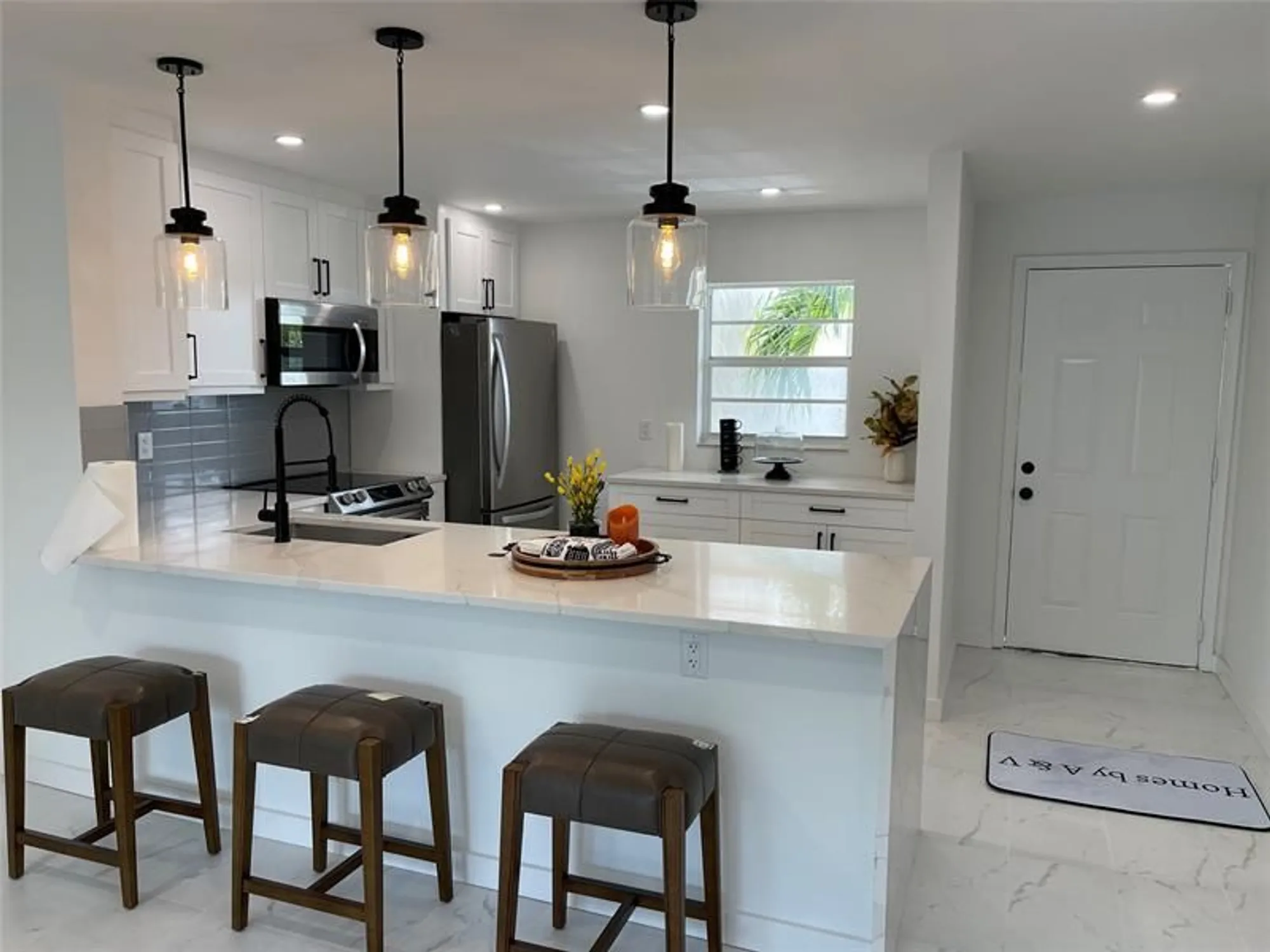 Property Slideshow image 5 of 34 | 2300 ne 1st ln apt 201, Boynton Beach, FL, 33435