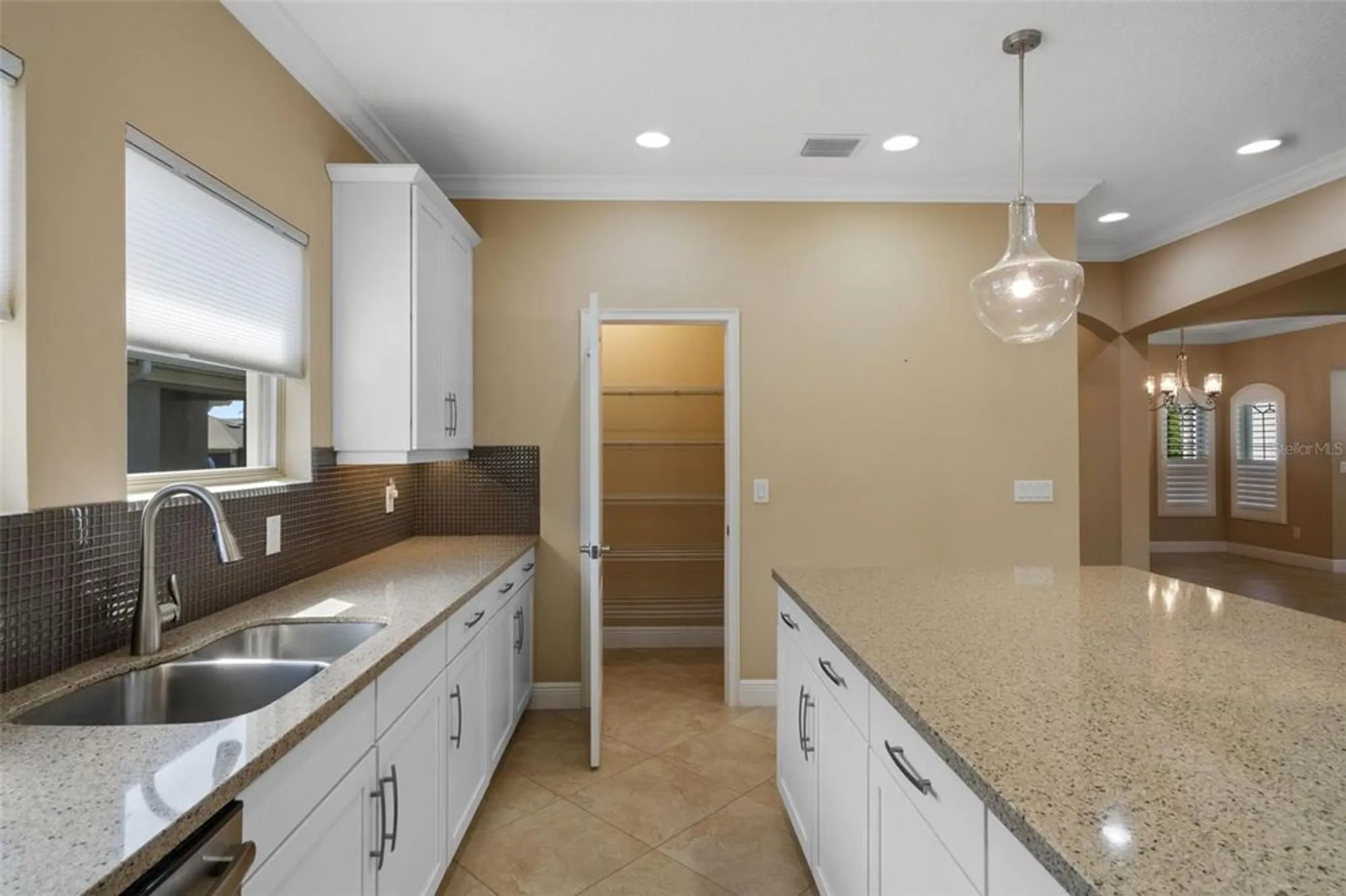 Property Slideshow image 10 of 67 | 2602 stargrass cir, Clermont, FL, 34715