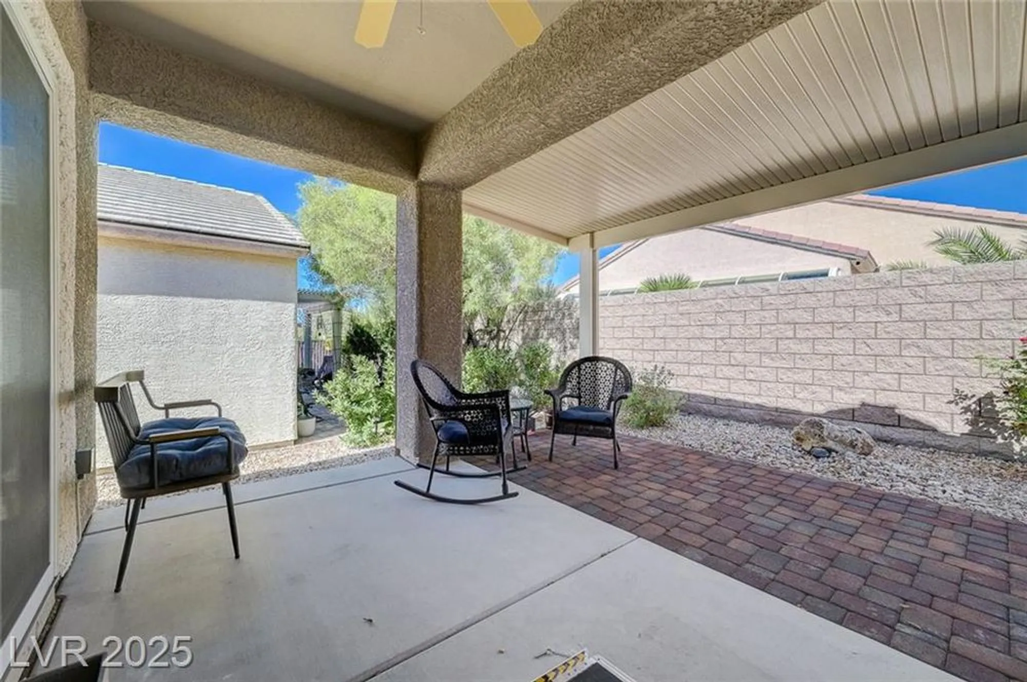 Property Slideshow image 39 of 61 | 2496 serene moon dr, Henderson, NV, 89044