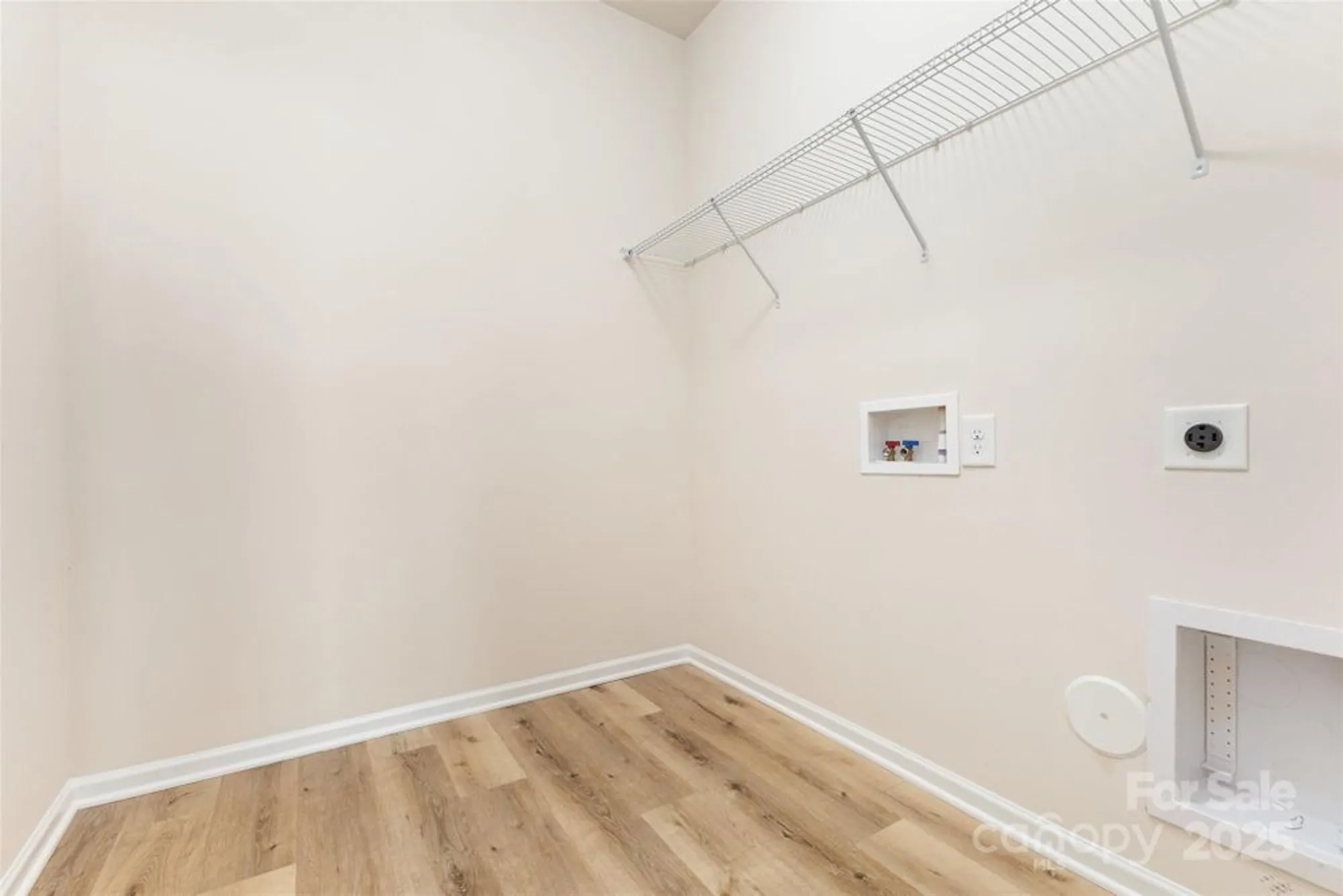 Property Slideshow image 24 of 28 | 6007 edinburgh ln, Fort Mill, SC, 29707