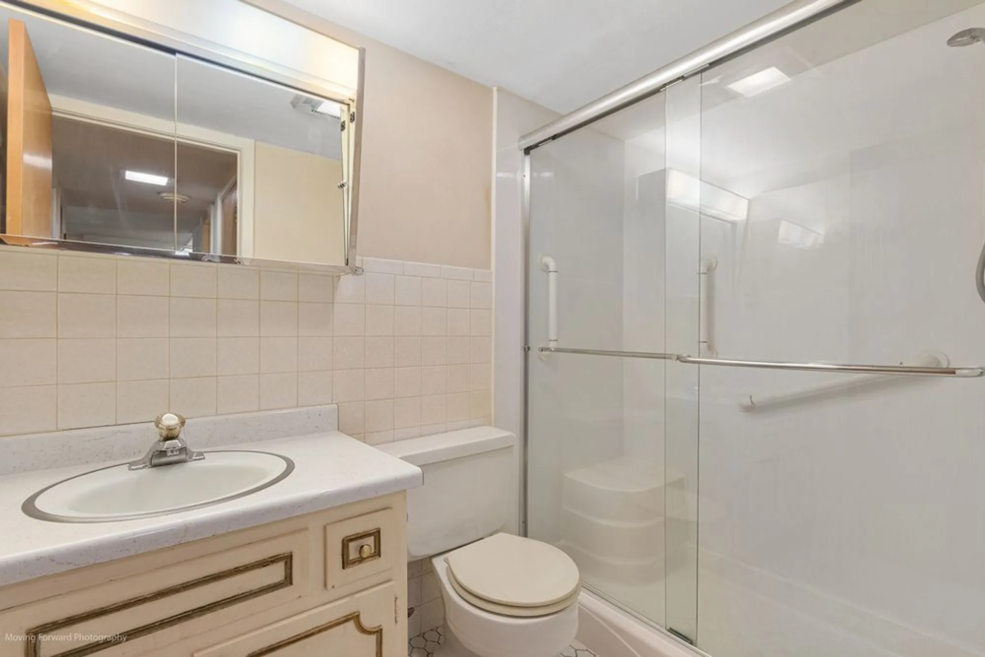 Property Slideshow image 19 of 36 | 2900 maple ave apt 13c, Downers Grove, IL, 60515
