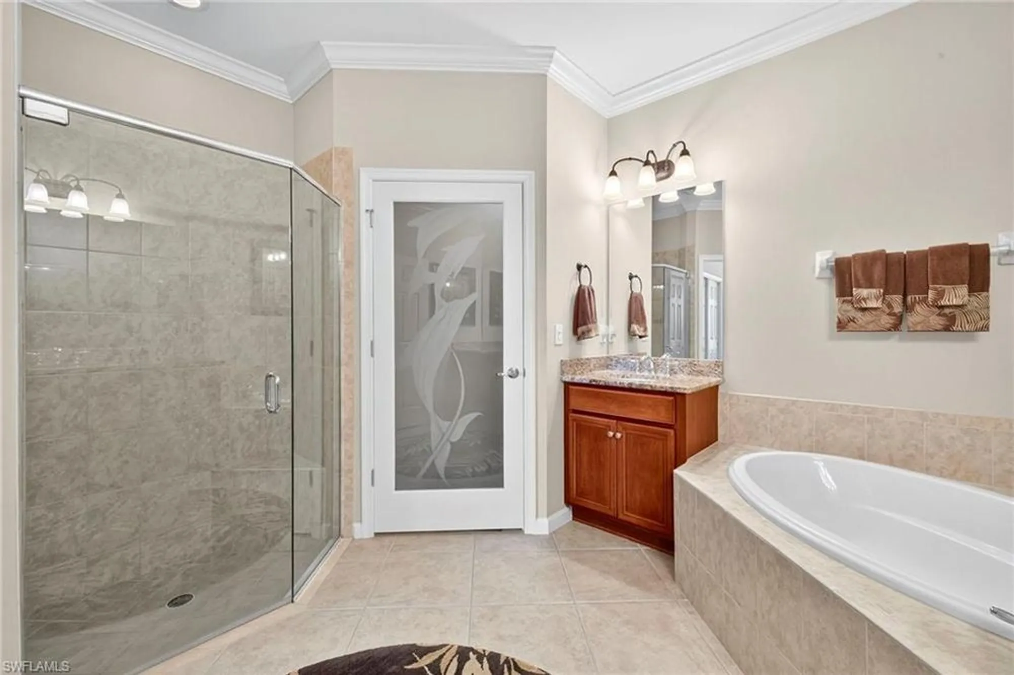 Property Slideshow image 20 of 50 | 10351 glastonbury cir 102, Fort Myers, FL, 33913