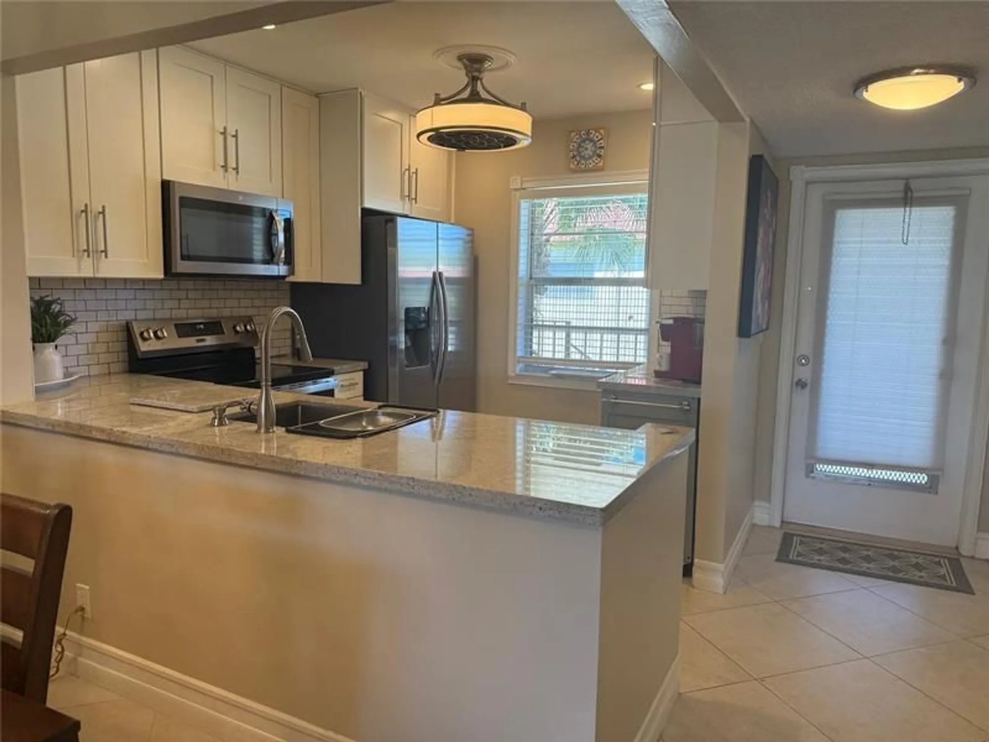 Property Slideshow image 5 of 18 | 32 abbey ln apt 207, Delray Beach, FL, 33446