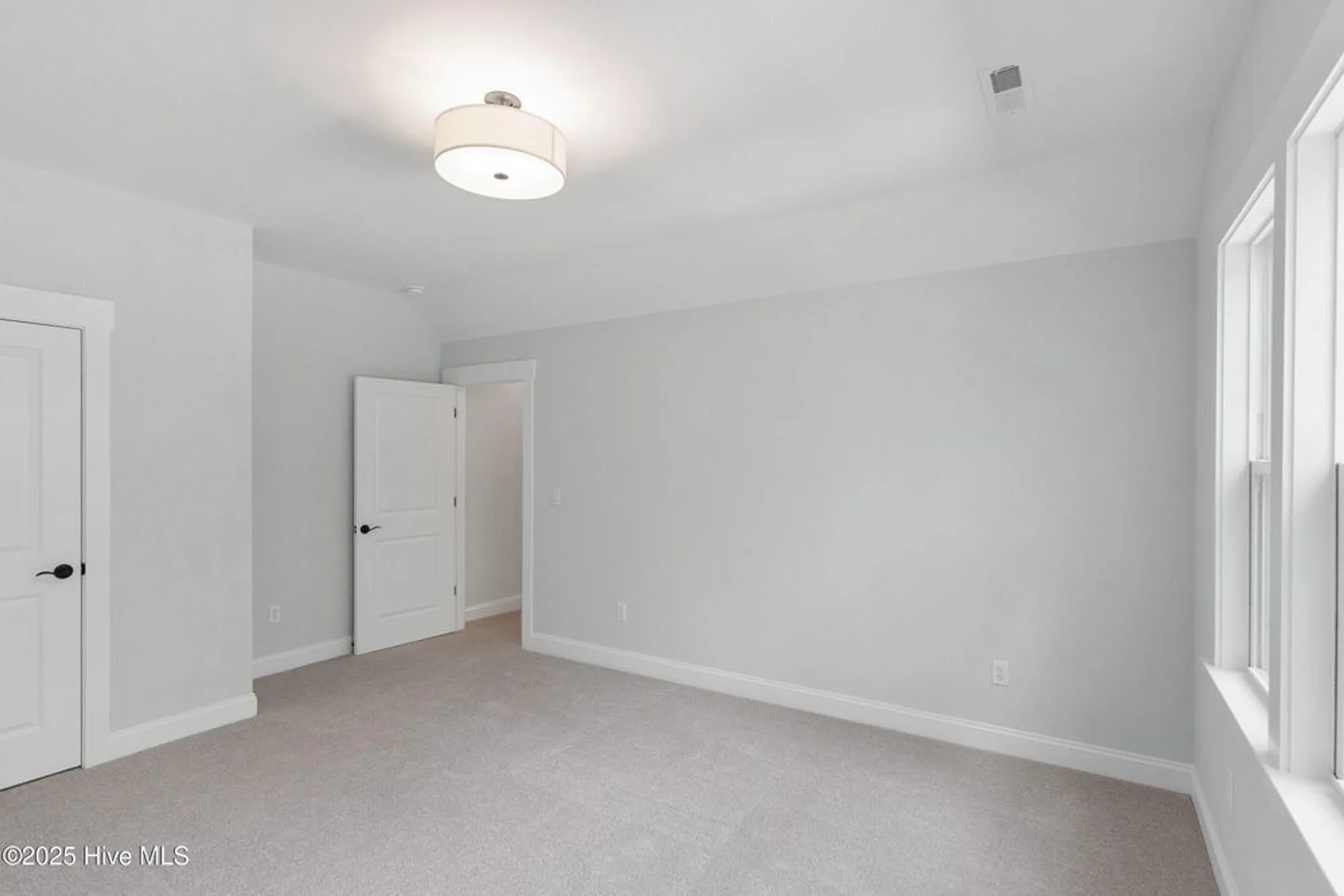 Property Slideshow image 43 of 50 | 3705 deerview ln, Castle Hayne, NC, 28429