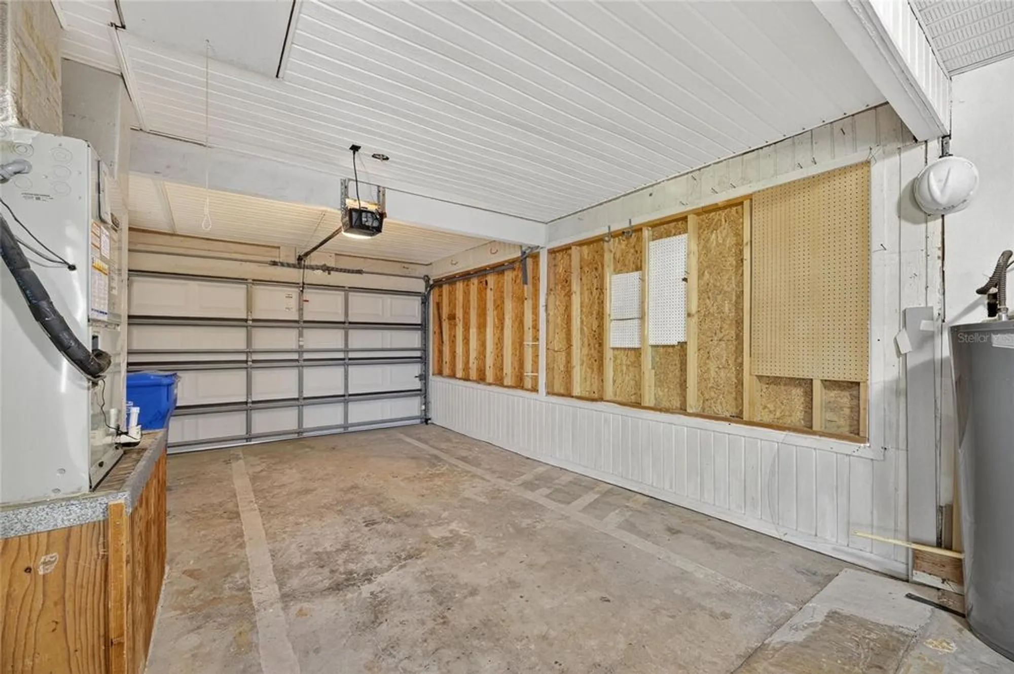 Property Slideshow image 30 of 37 | 1238 fordham dr, Sun City Center, FL, 33573