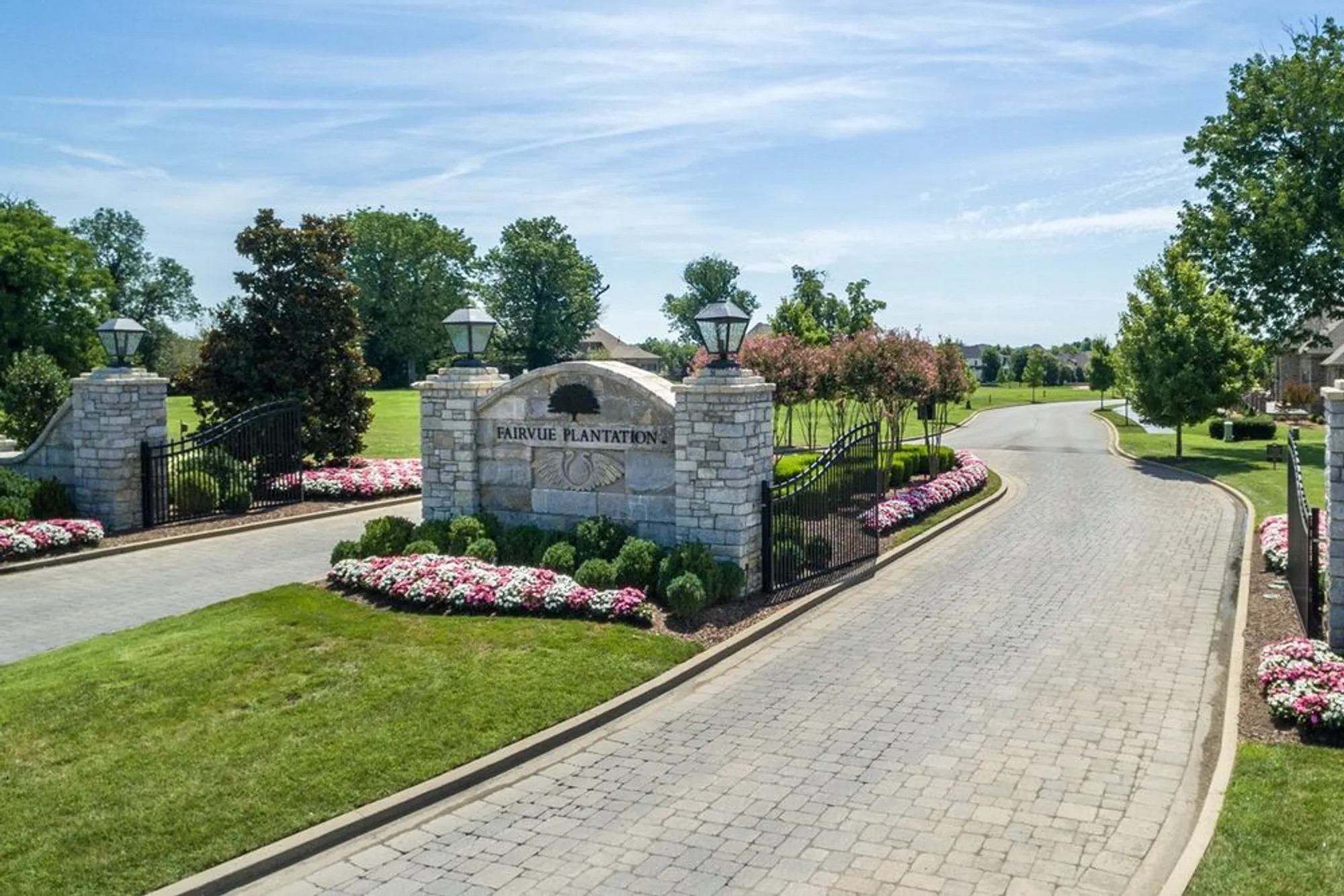 Property Slideshow image 55 of 71 | 240 glennister ct, Gallatin, TN, 37066