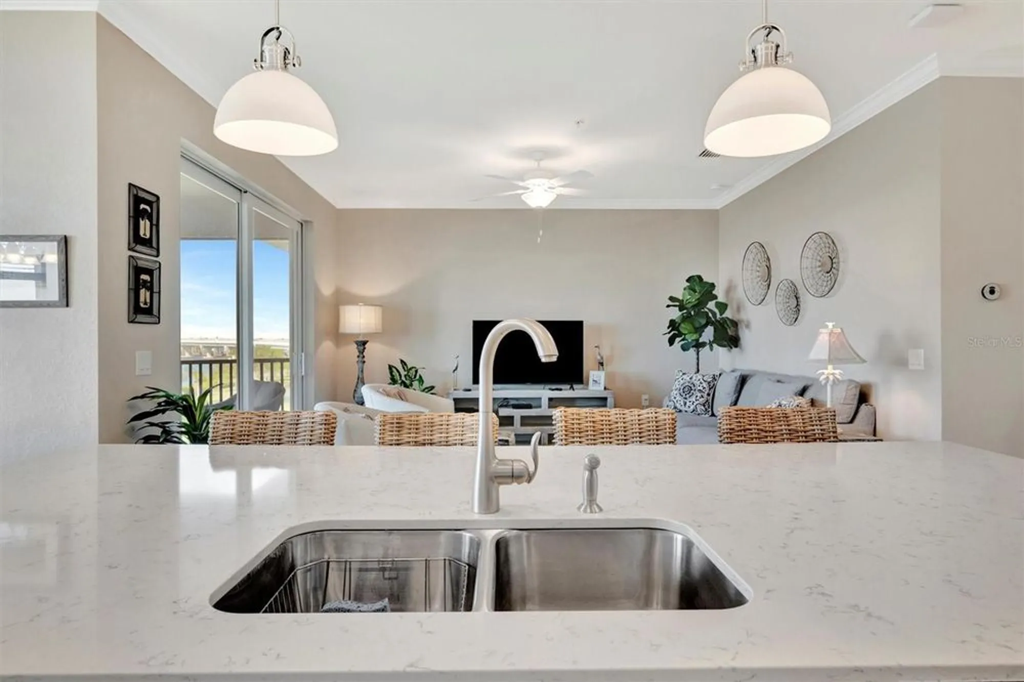 Property Slideshow image 13 of 67 | 1020 tidewater shores loop 405, Bradenton, FL, 34208