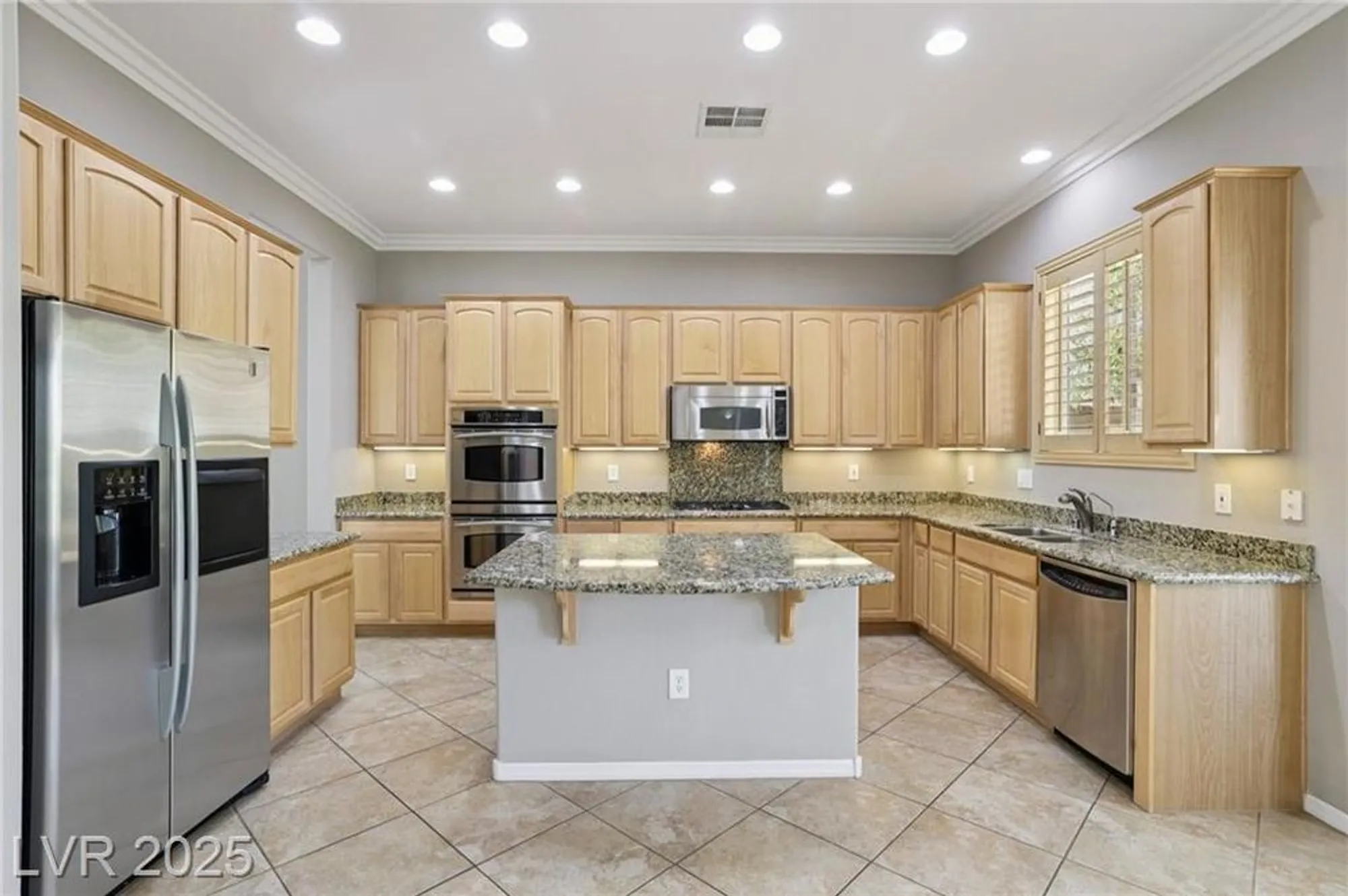 Property Slideshow image 17 of 46 | 2318 shorewood hills ave, Henderson, NV, 89052