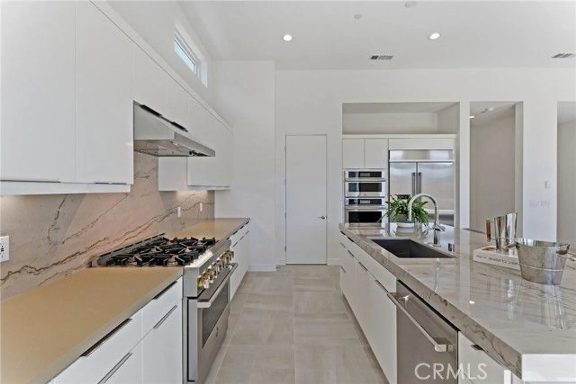 Property Slideshow image 4 of 22 | 1403 celadon st, Palm Springs, CA, 92262