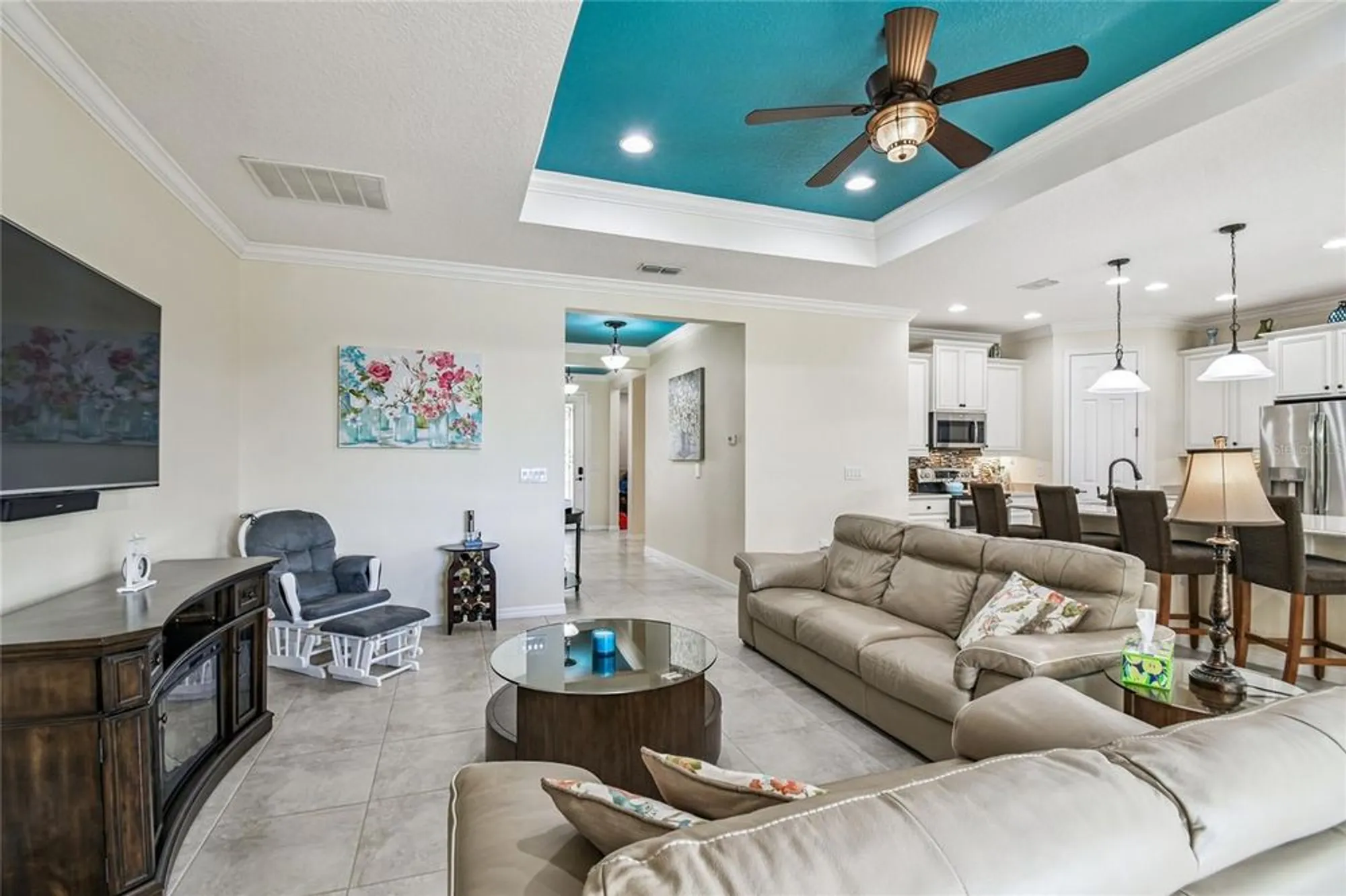 Property Slideshow image 5 of 67 | 333 via torrente dr, Poinciana, FL, 34759