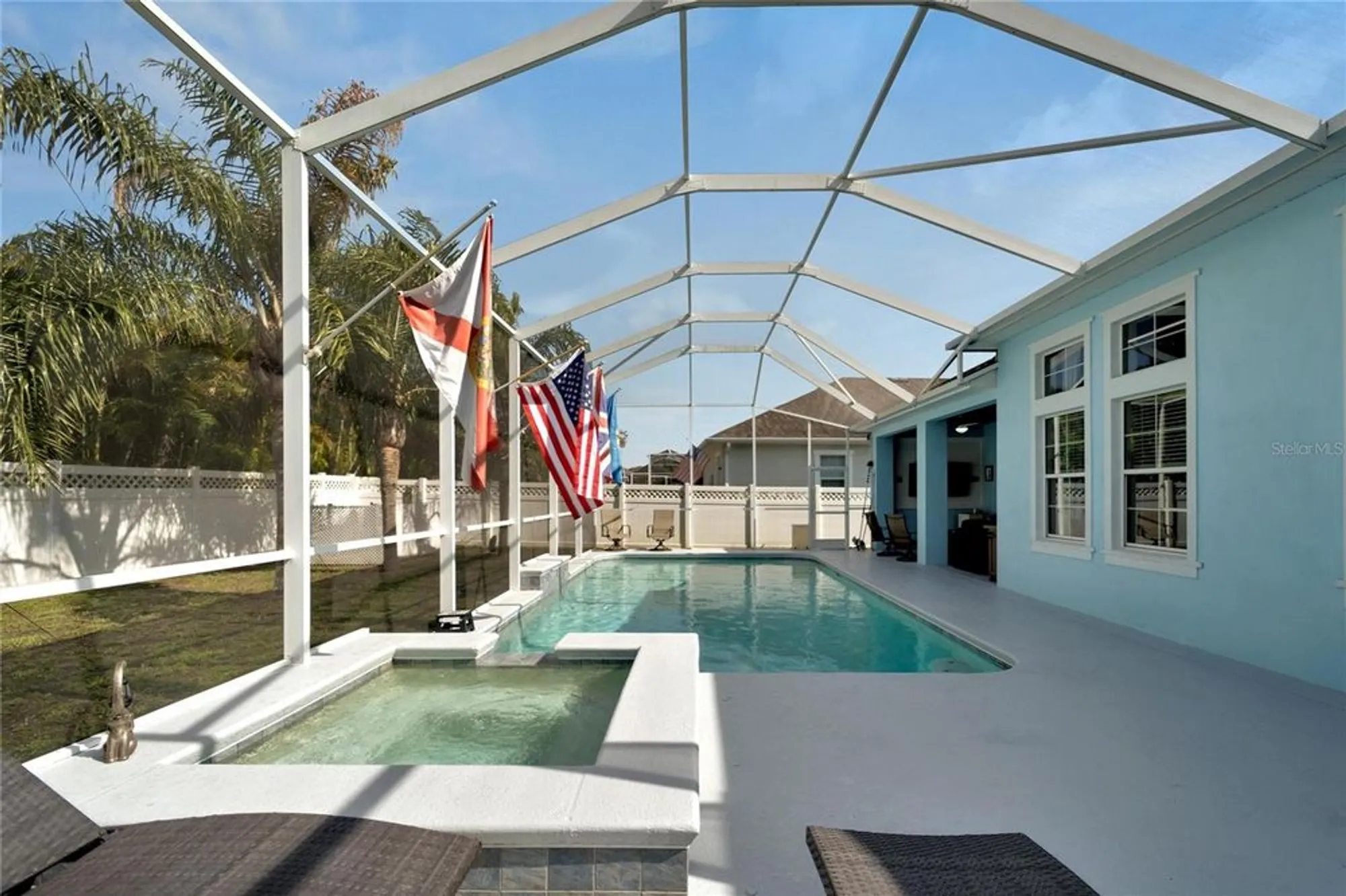 Property Slideshow image 6 of 60 | 527 manns harbor dr, Apollo Beach, FL, 33572