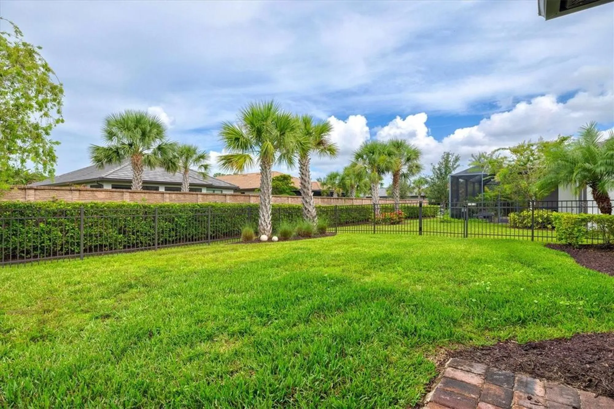Property Slideshow image 35 of 80 | 16710 ellsworth ave, Bradenton, FL, 34202