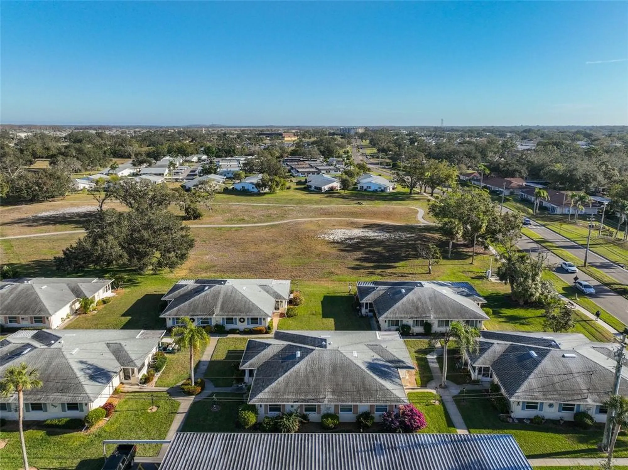 Property Slideshow image 29 of 50 | 1901 canterbury ln 19, Sun City Center, FL, 33573