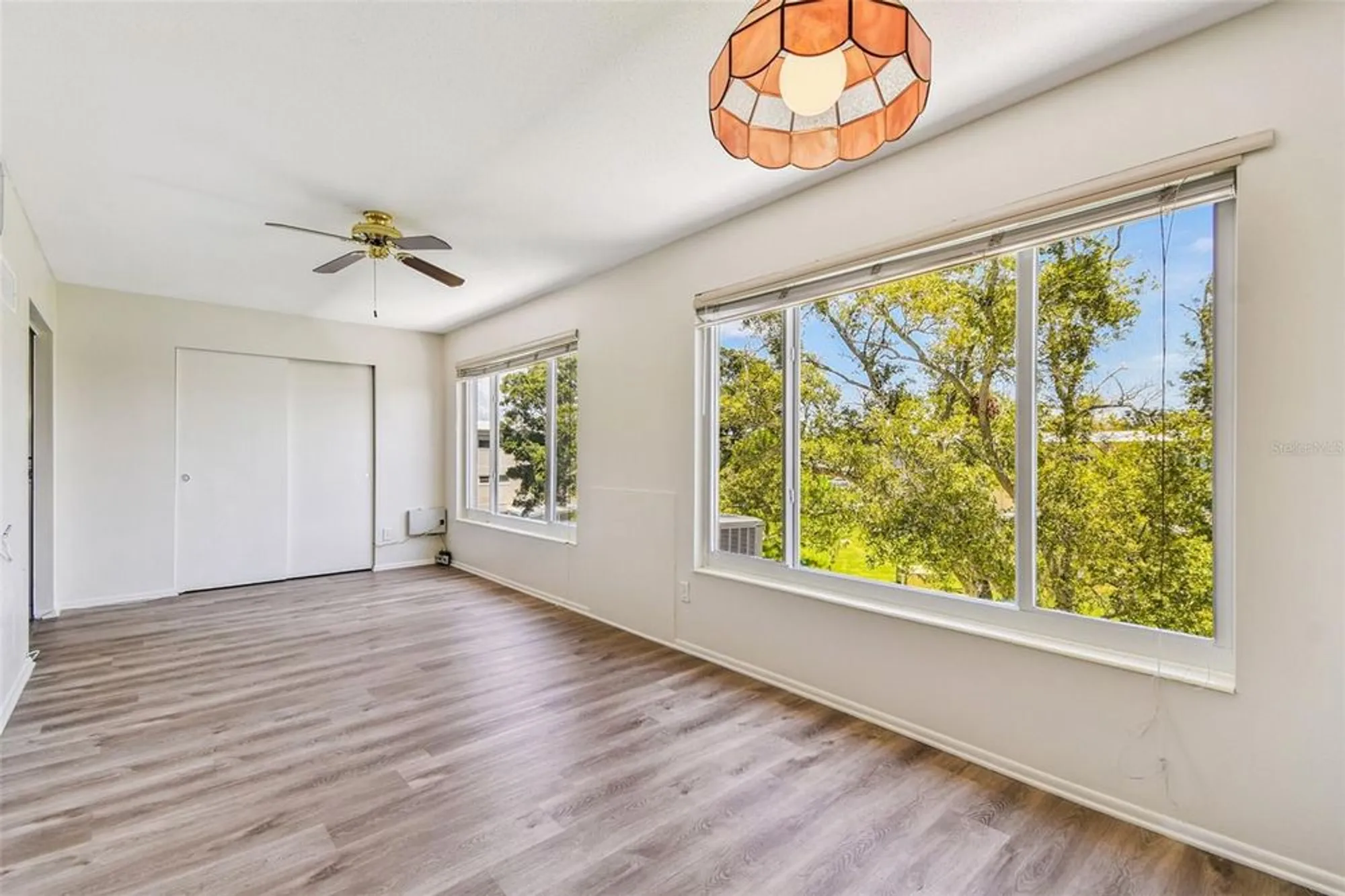 Property Slideshow image 22 of 55 | 2071 australia way 59, Clearwater, FL, 33763