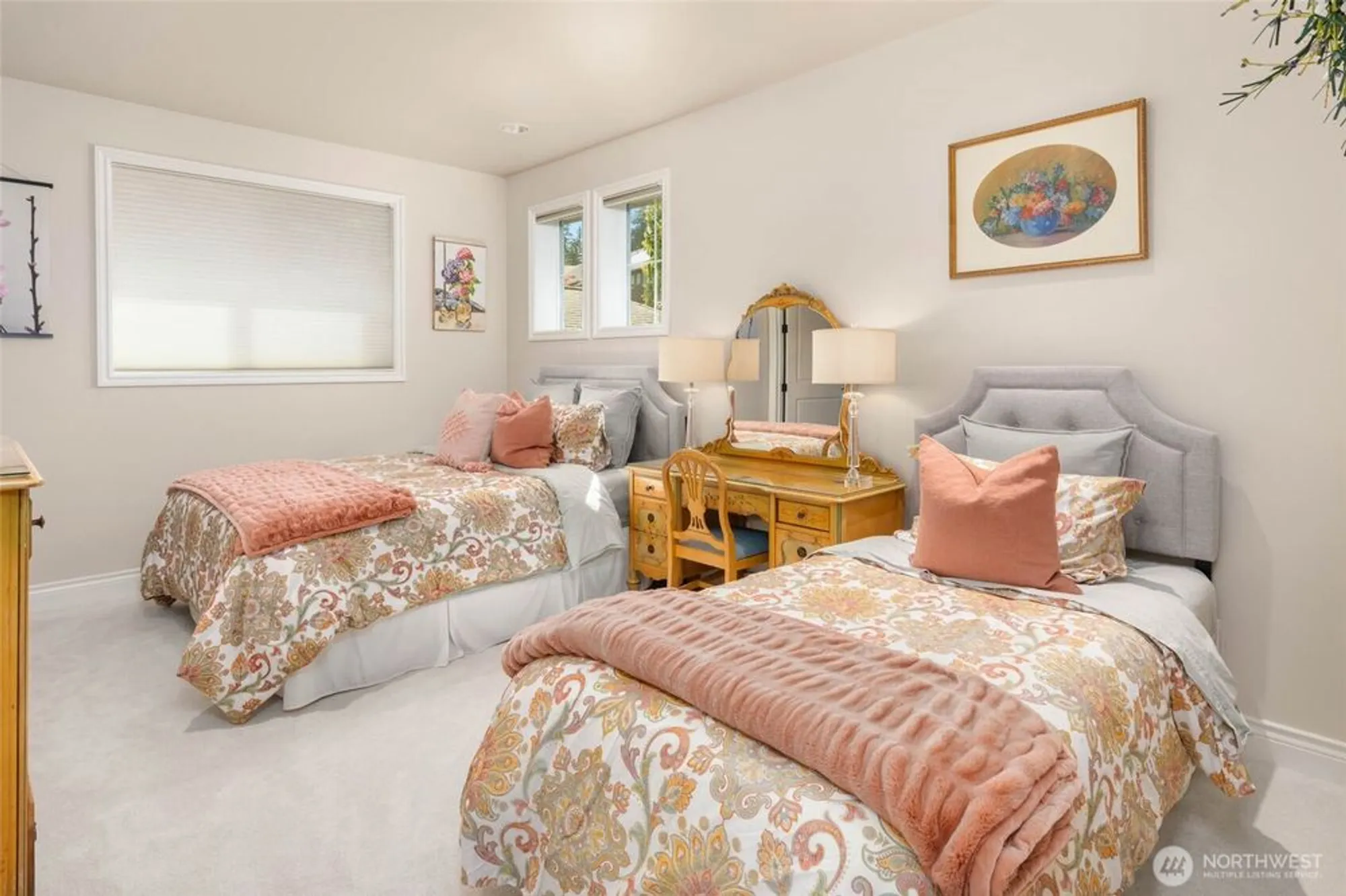 Property Slideshow image 23 of 38 | 12438 243rd pl, Redmond, WA, 98053