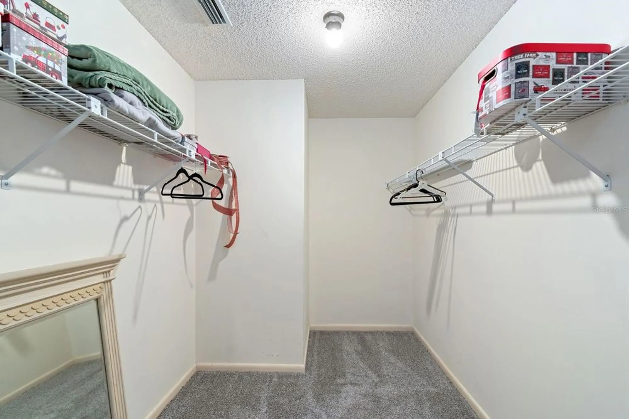 Property Slideshow image 20 of 33 | 9250 sw 83rd ct c, Ocala, FL, 34481