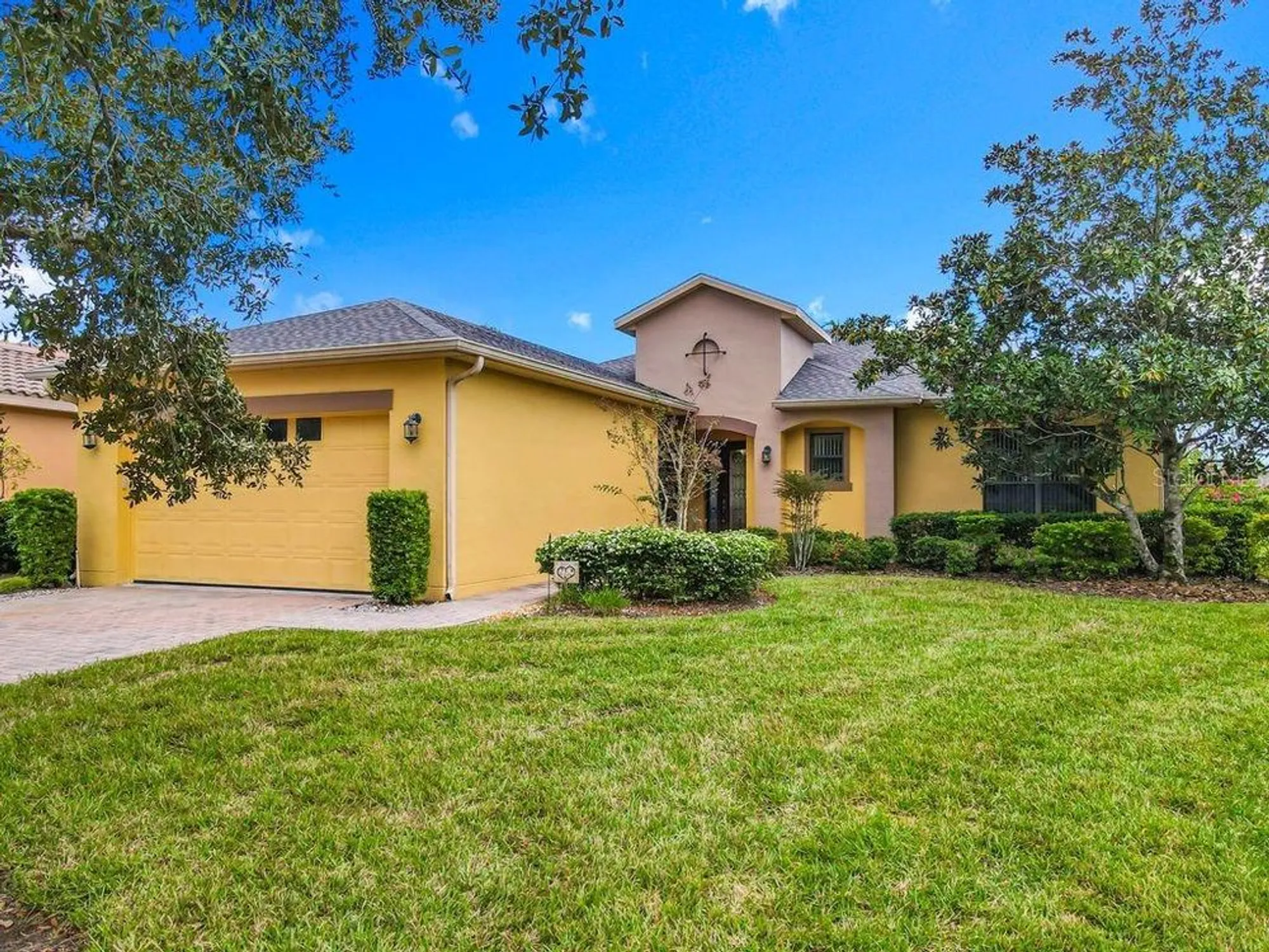 Property Slideshow image 2 of 63 | 639 villa park rd, Kissimmee, FL, 34759