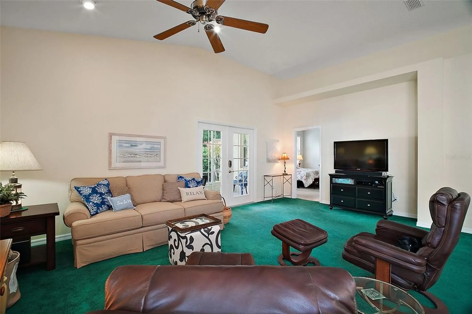 Property Slideshow image 24 of 53 | 8012 saint james way, Mount Dora, FL, 32757