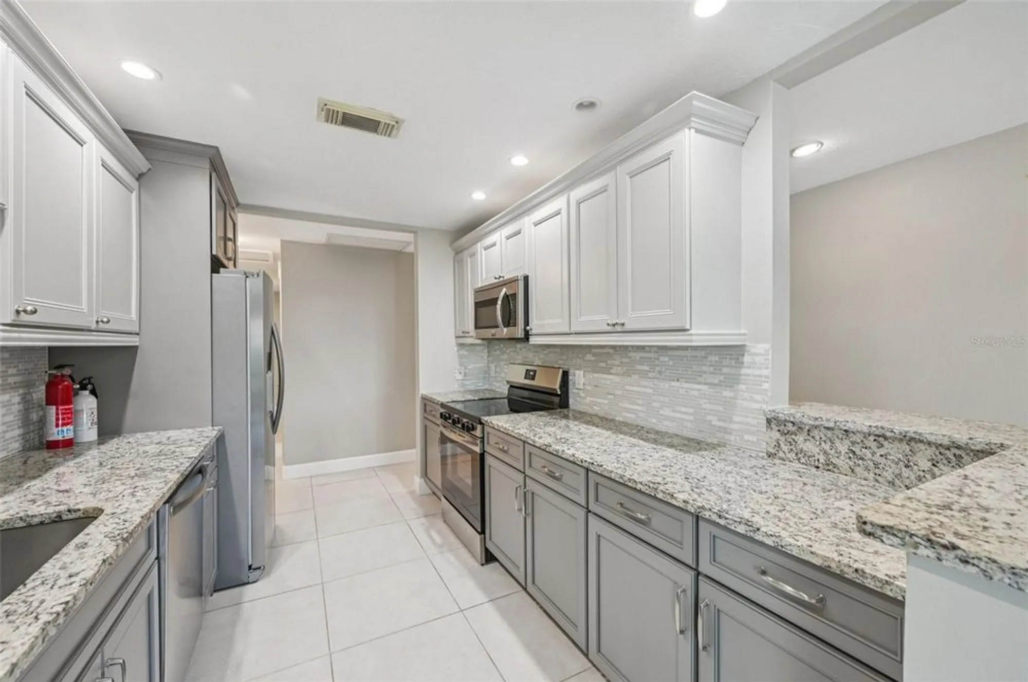 Property Slideshow image 8 of 35 | 113 whispering sands dr v-47, Sarasota, FL, 34242