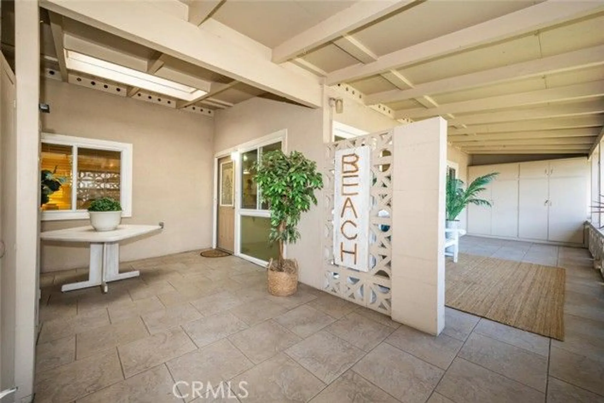 Property Slideshow image 9 of 45 | 1121 northwood rd, Seal Beach, CA, 90740