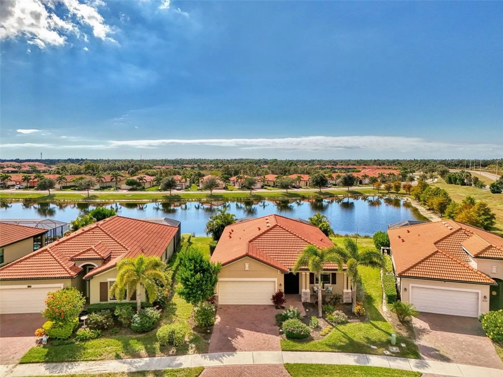 Property Slideshow image 7 of 87 | 10196 crooked creek dr, Venice, FL, 34293
