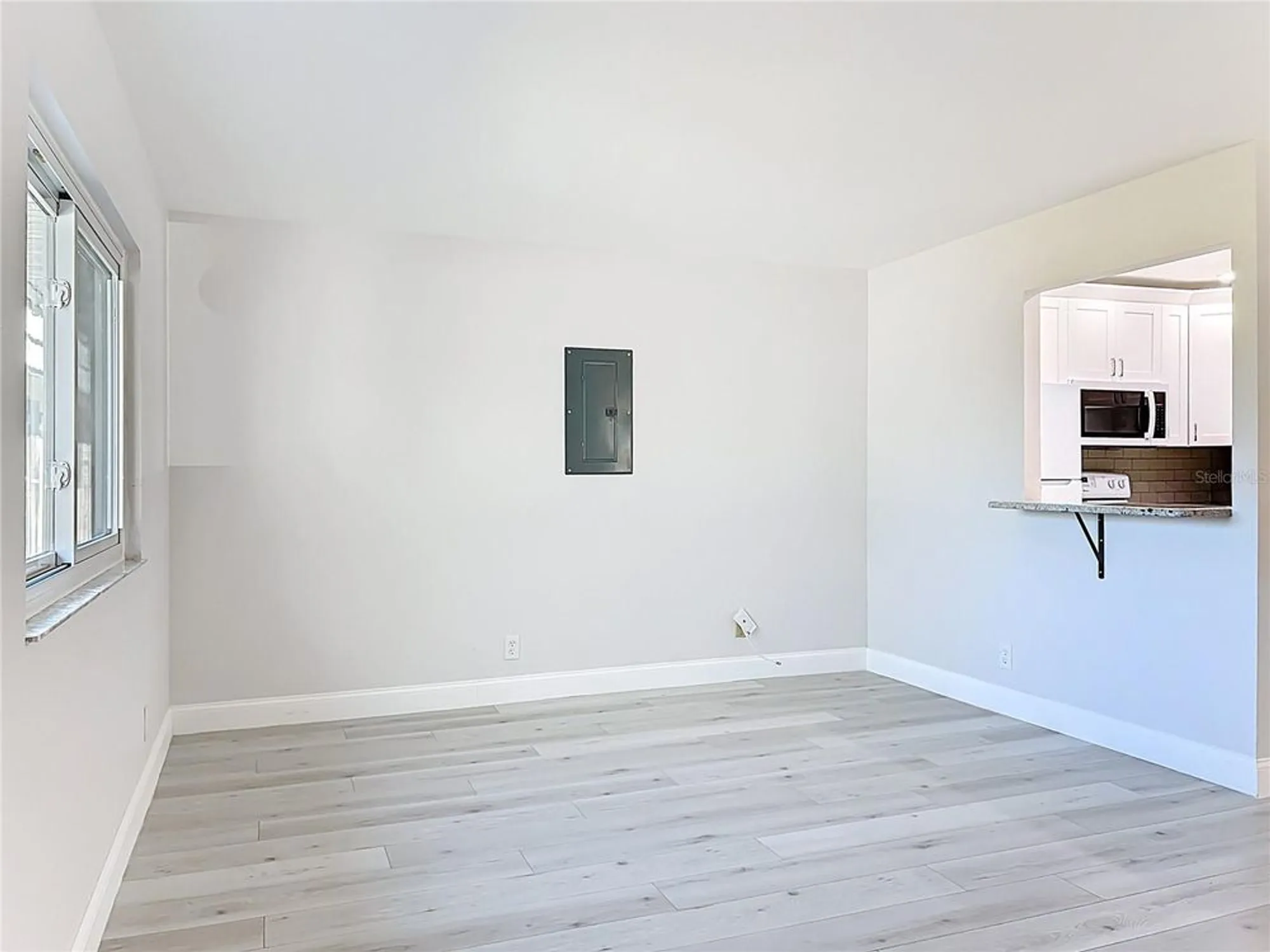 Property Slideshow image 7 of 39 | 1811 bedford ln 166, Sun City Center, FL, 33573