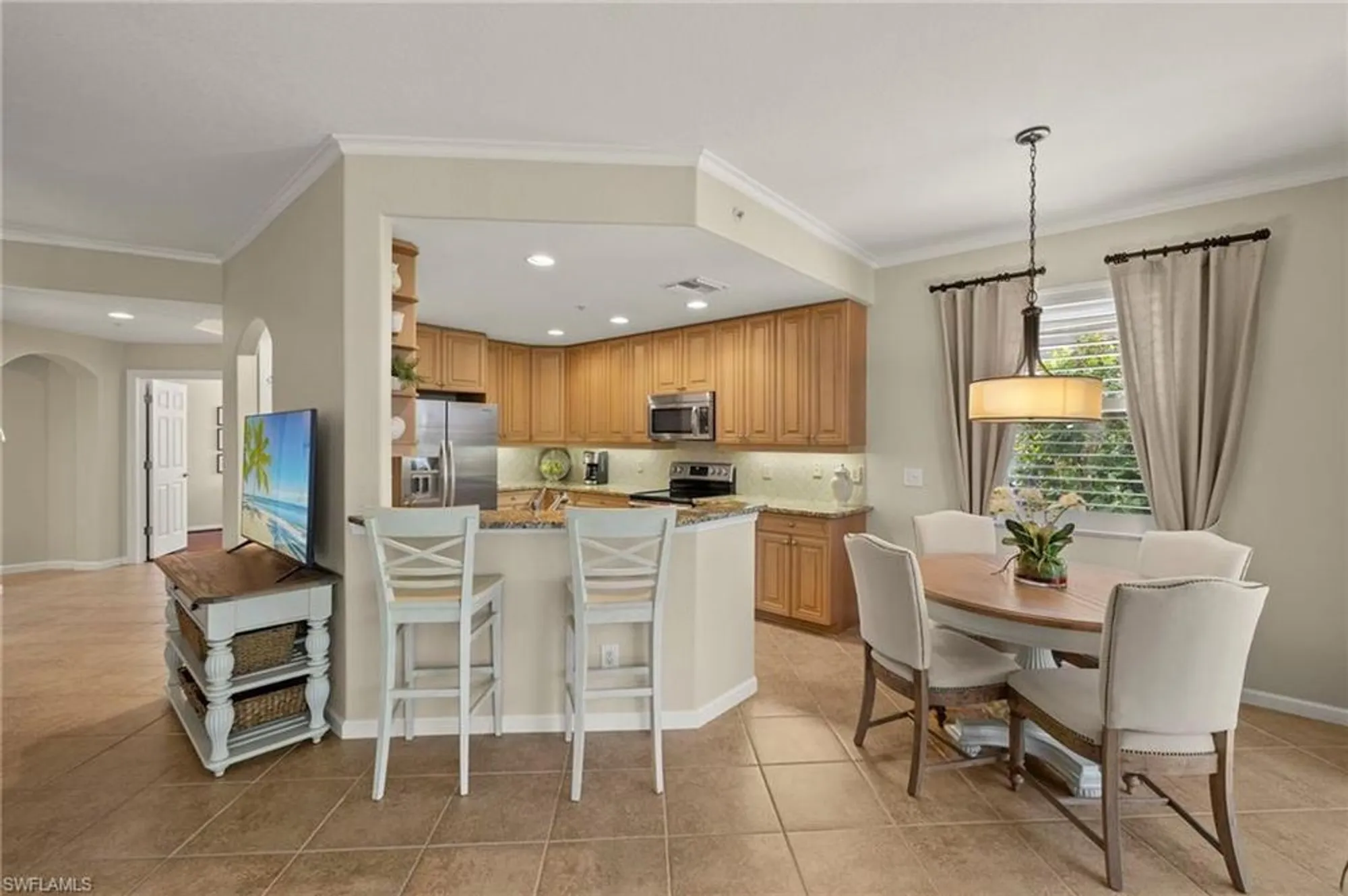 Property Slideshow image 7 of 39 | 13002 pennington pl 101, Fort Myers, FL, 33913