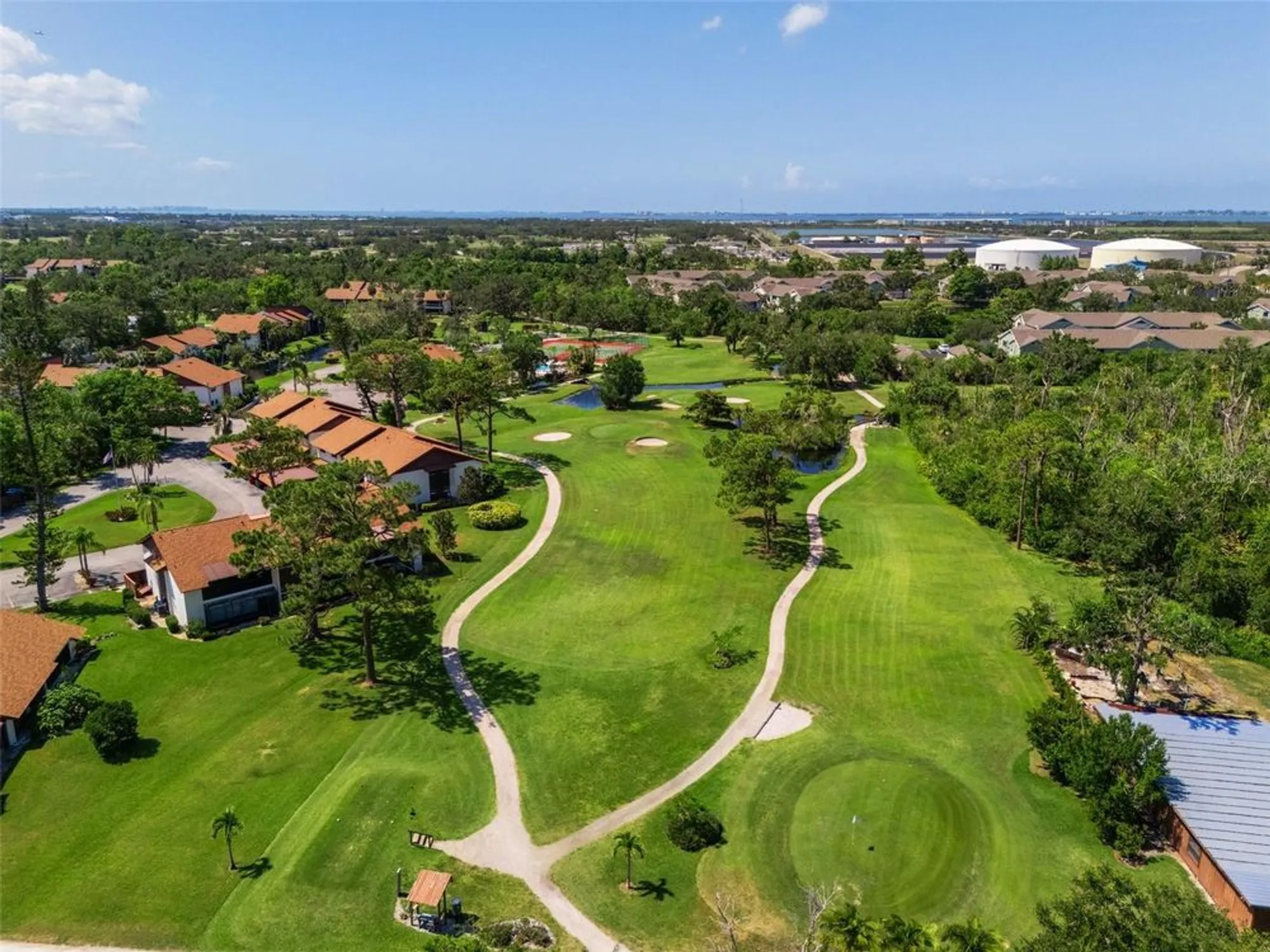 Property Slideshow image 34 of 50 | 6061 fairway ln 1411, Bradenton, FL, 34210