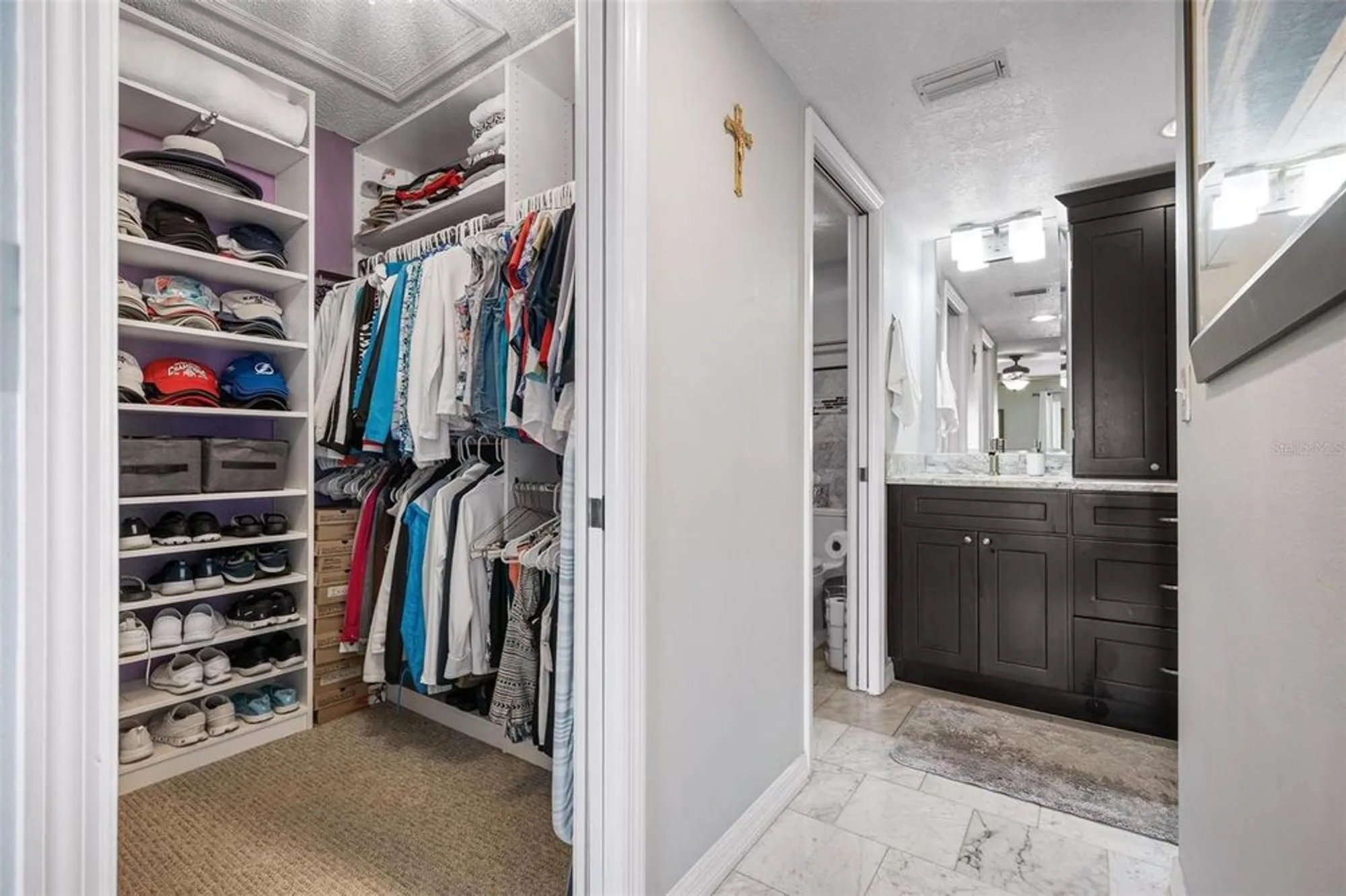 Property Slideshow image 24 of 53 | 1103 edgewater cir # 1103, Bradenton, FL, 34209