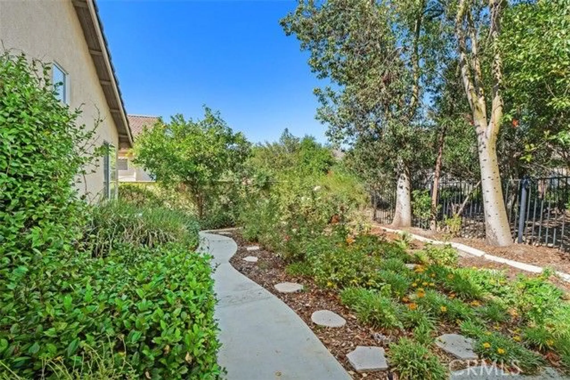 Property Slideshow image 19 of 50 | 29438 bentcreek ct, Menifee, CA, 92584