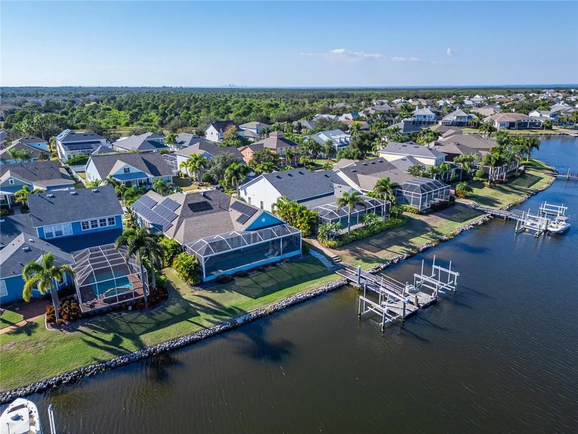 Property Slideshow image 80 of 100 | 5245 brighton shore dr, Apollo Beach, FL, 33572