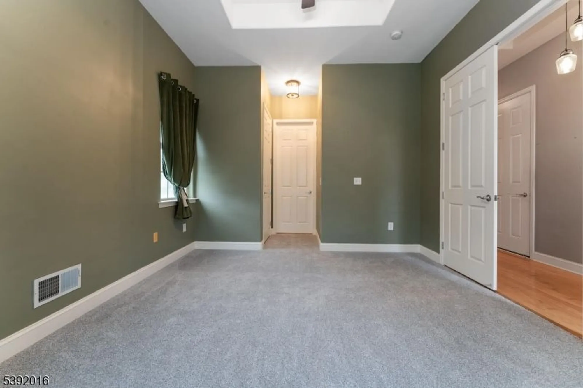 Property Slideshow image 6 of 19 | 23 dinah dr, Phillipsburg, NJ, 08865