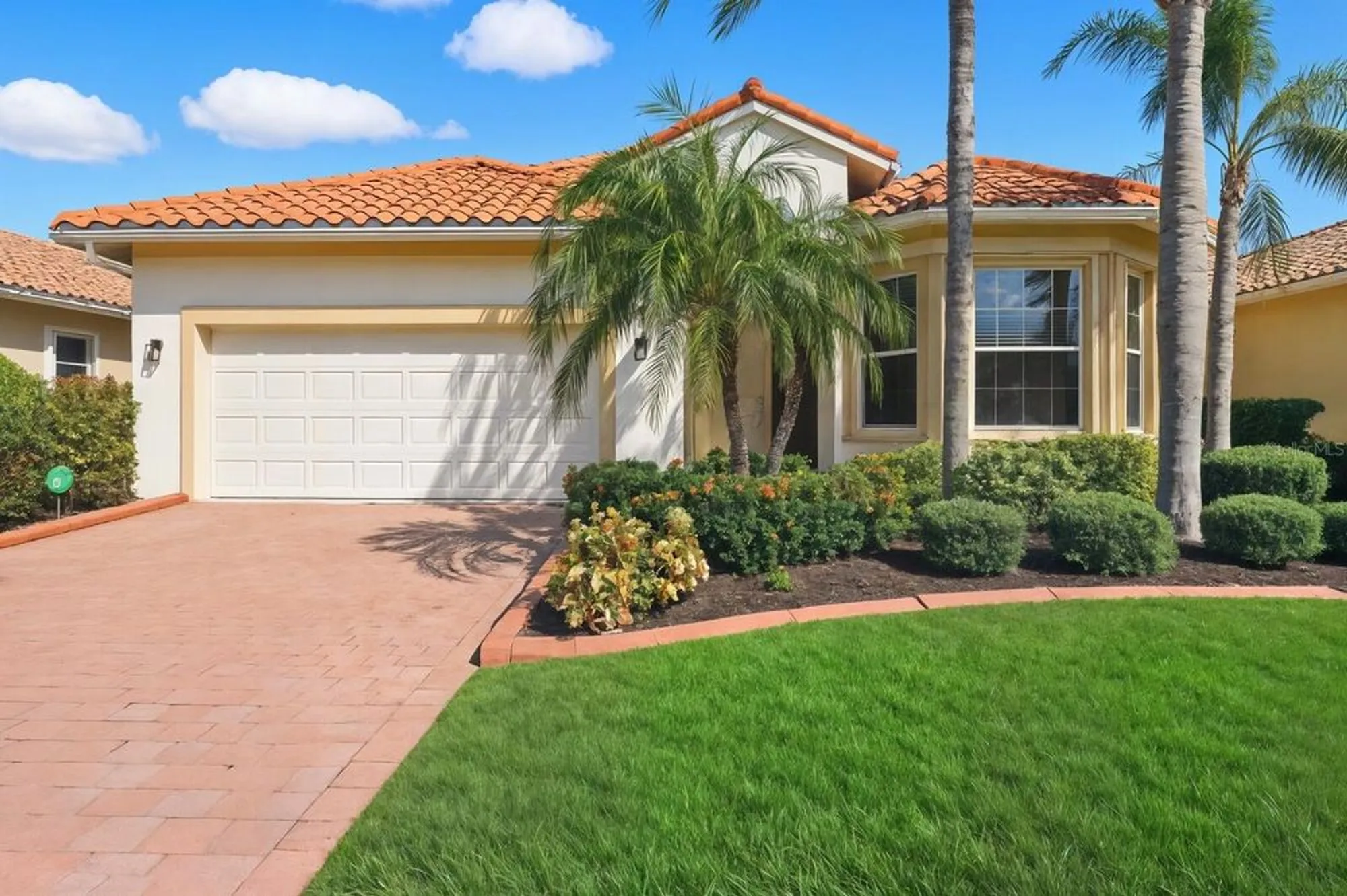 Property Slideshow image 9 of 62 | 4235 65th ter, Sarasota, FL, 34243