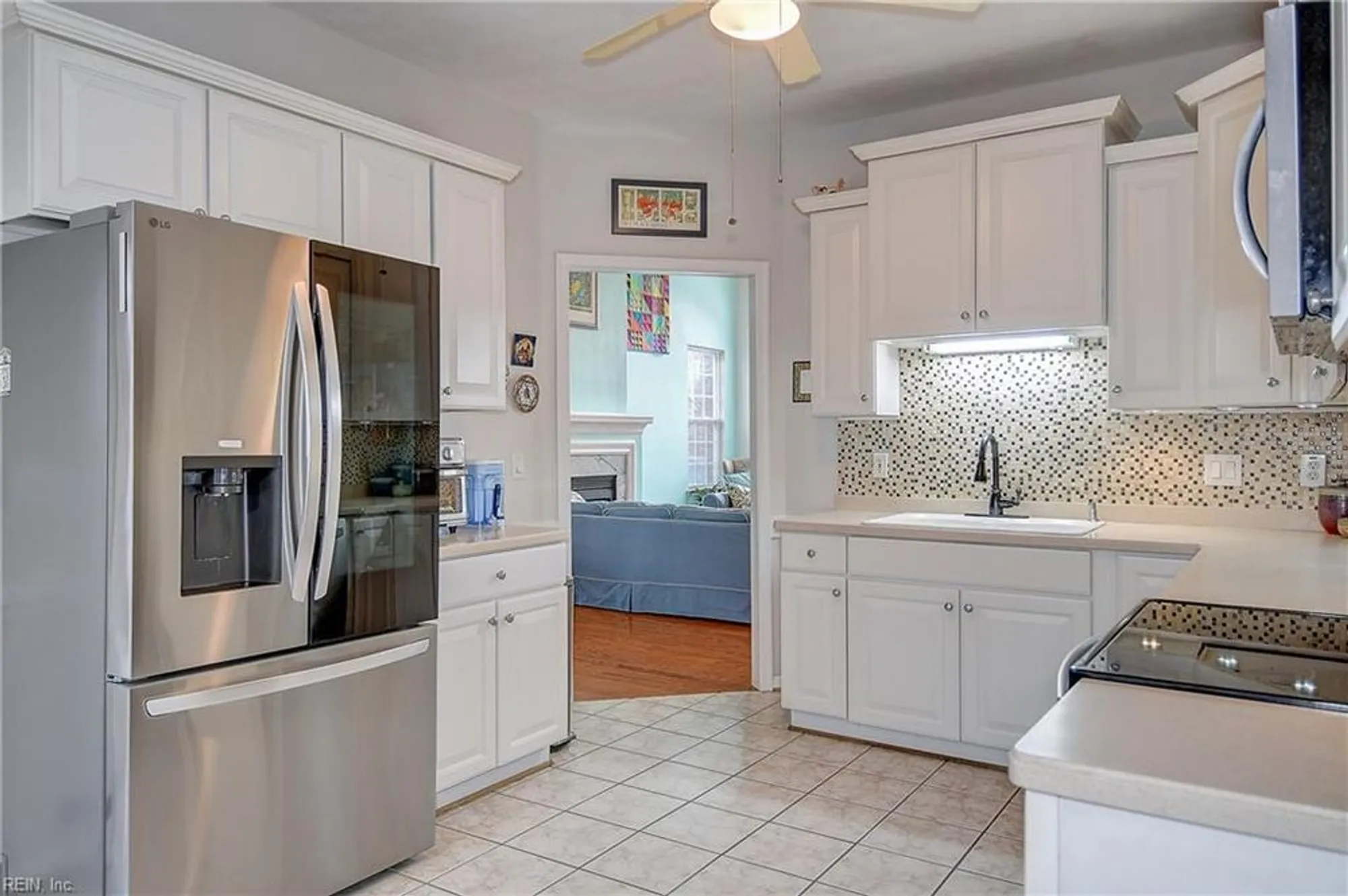 Property Slideshow image 16 of 49 | 3008 looking glass ct, Virginia Beach, VA, 23456