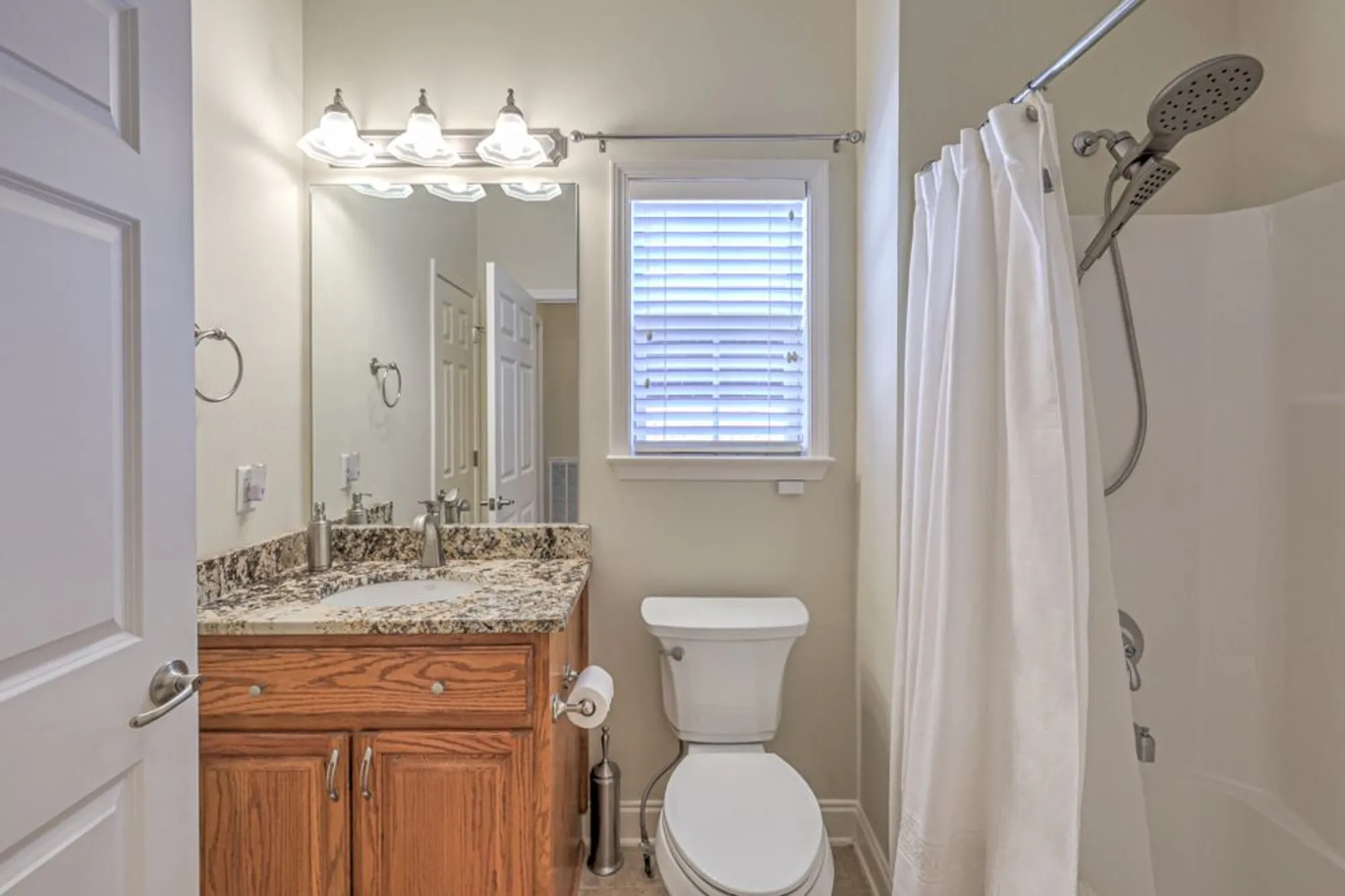 Property Slideshow image 43 of 51 | 226 wrennewood ln, Franklin, TN, 37064