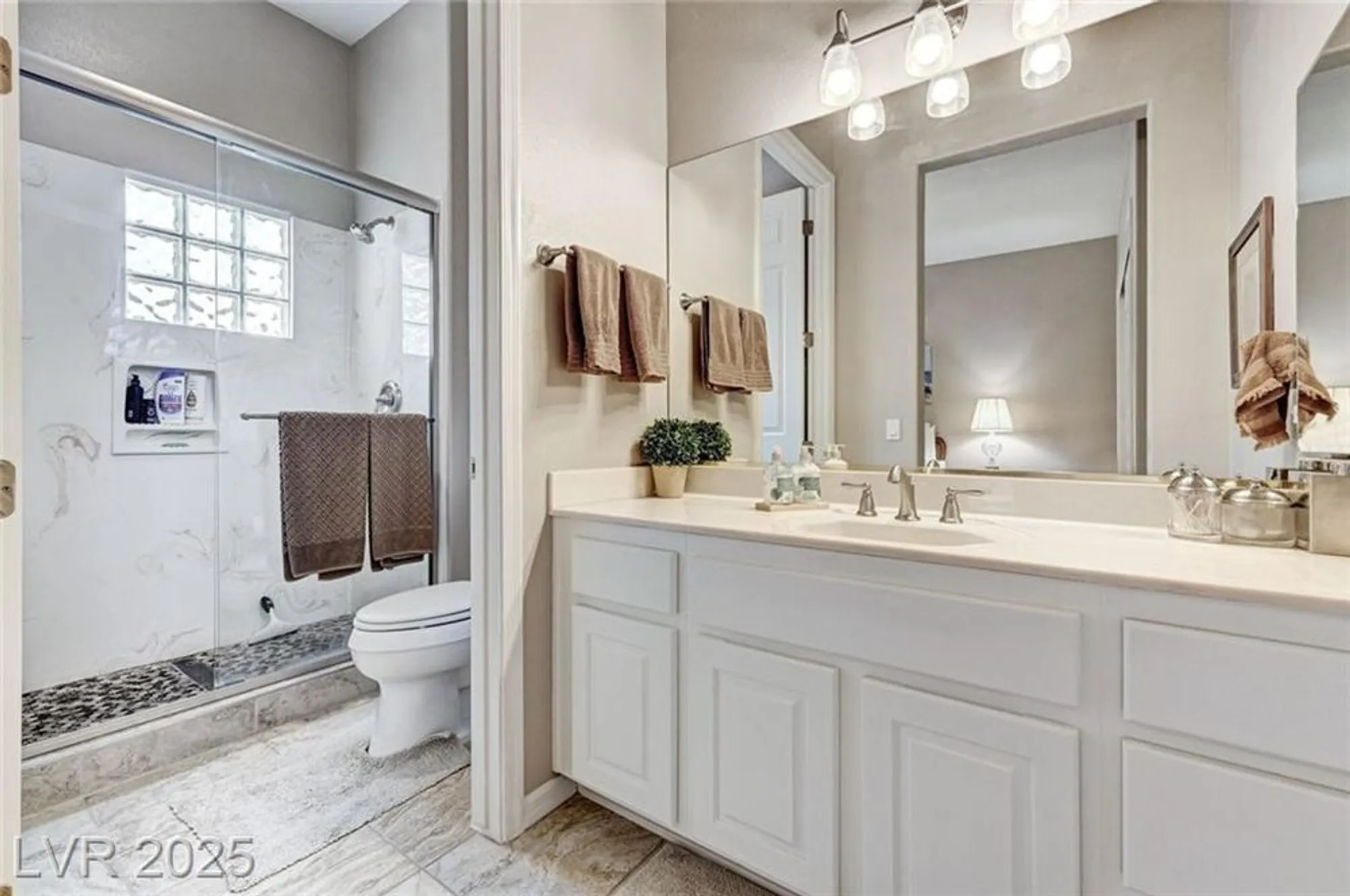 Property Slideshow image 41 of 69 | 2413 deer lake st, Las Vegas, NV, 89134