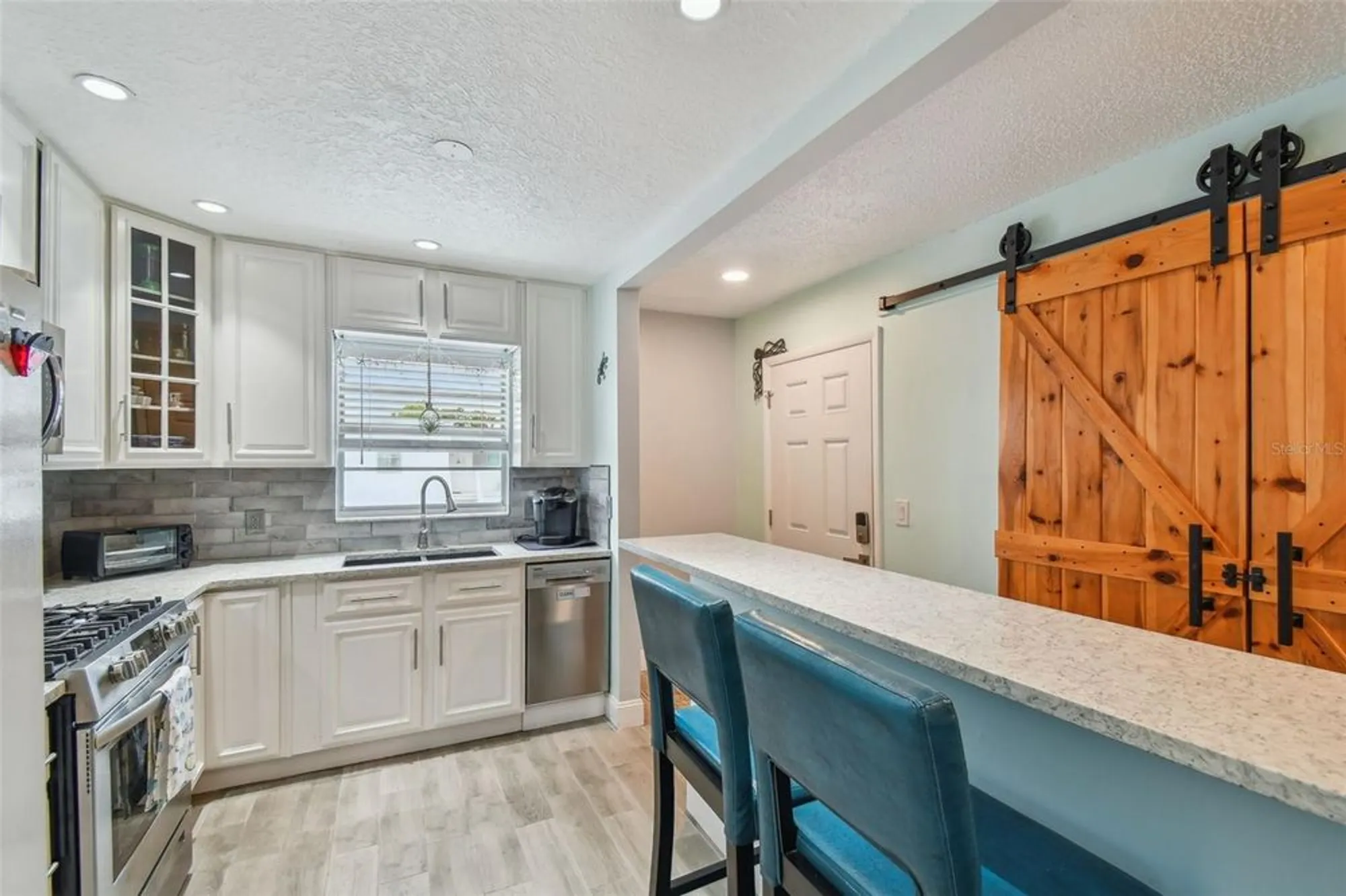 Property Slideshow image 5 of 30 | 5286 81st st n apt 26, St Petersburg, FL, 33709