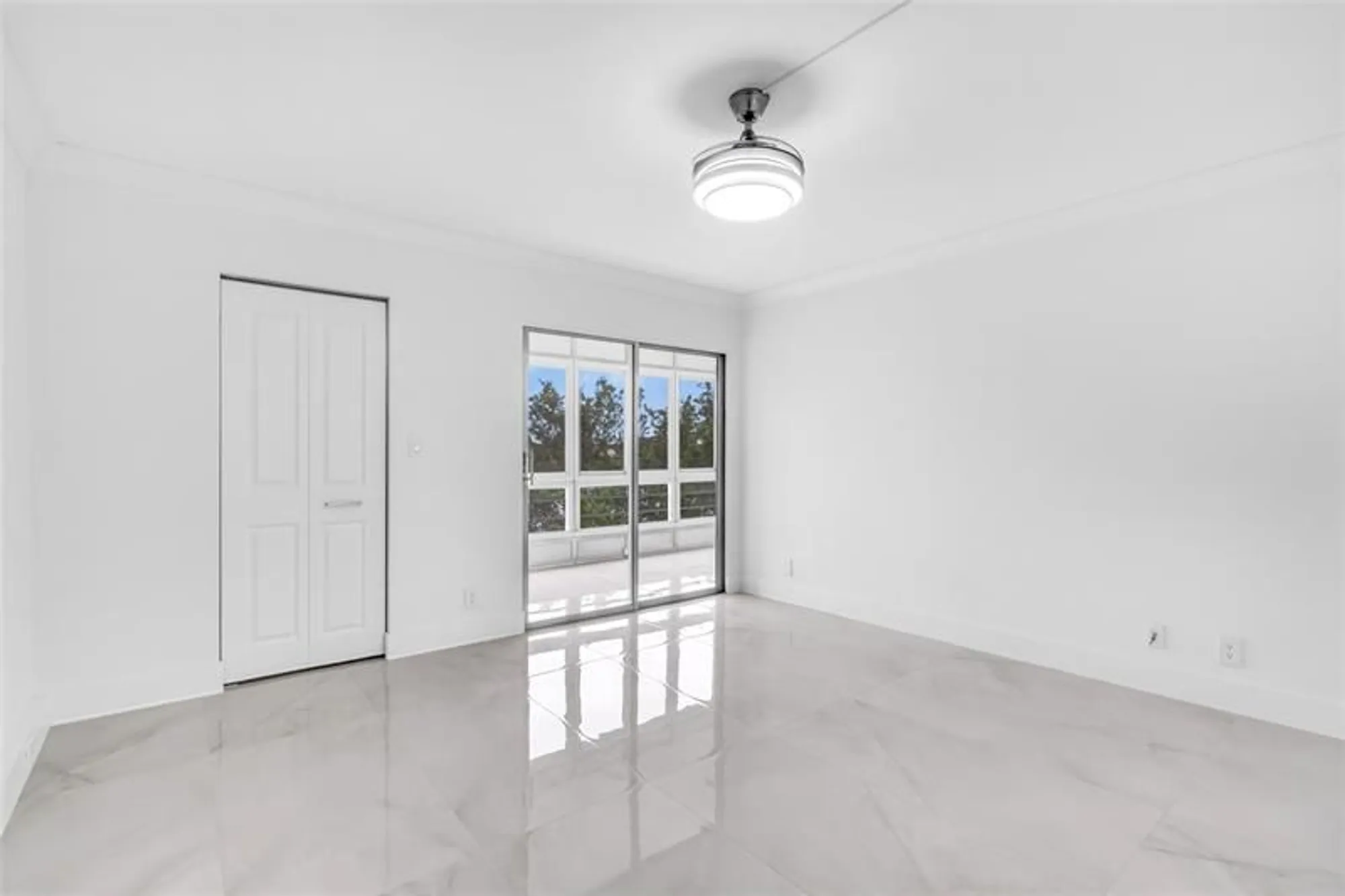 Property Slideshow image 9 of 21 | 3204 portofino pt b4, Coconut Creek, FL, 33066