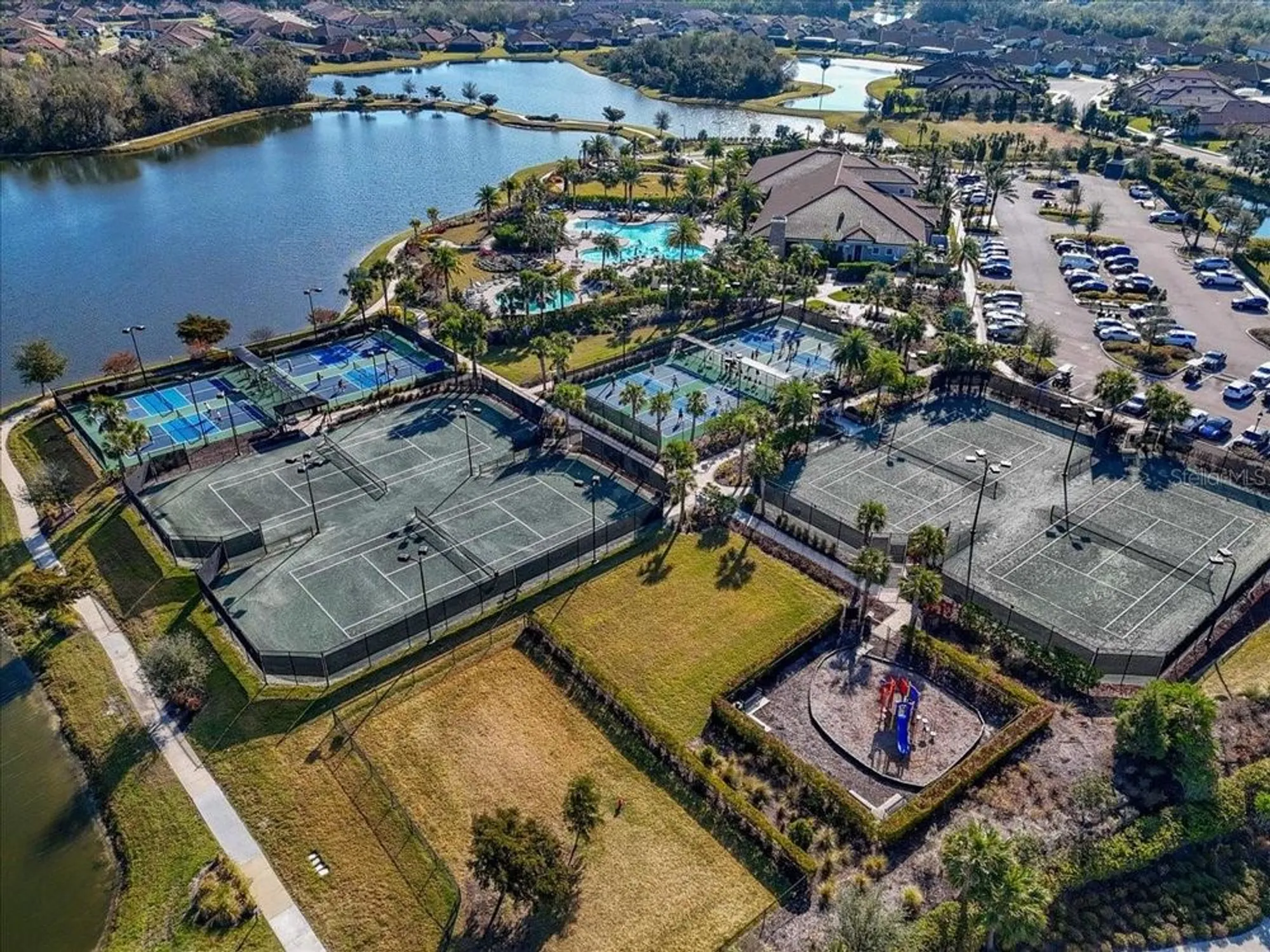 Property Slideshow image 31 of 43 | 10804 wicker park pl, Palmetto, FL, 34221