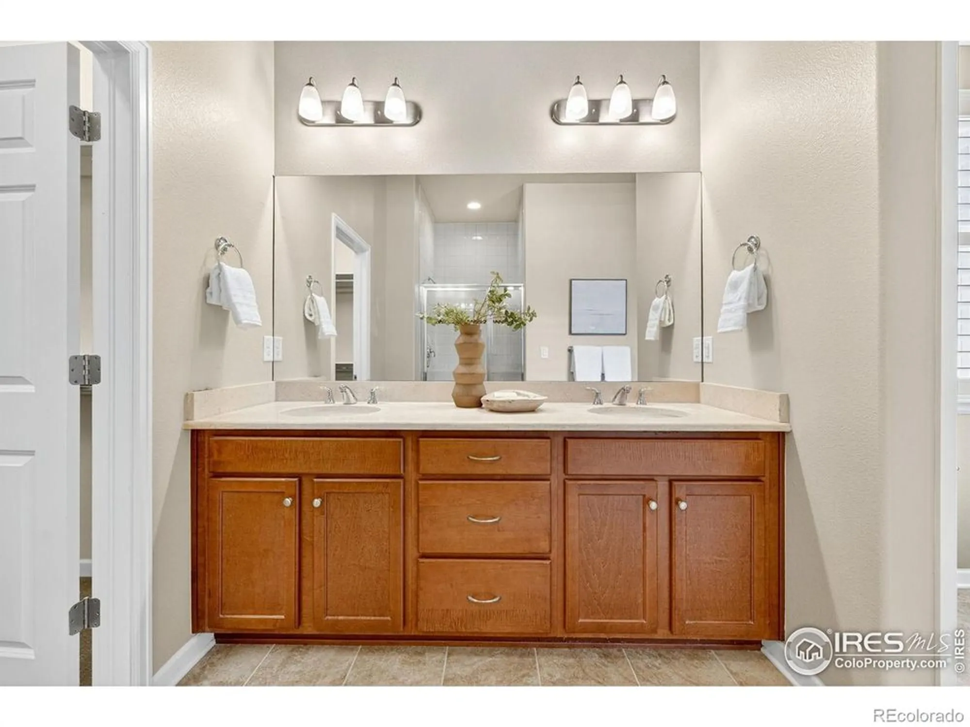 Property Slideshow image 25 of 44 | 15875 wild horse dr, Broomfield, CO, 80023