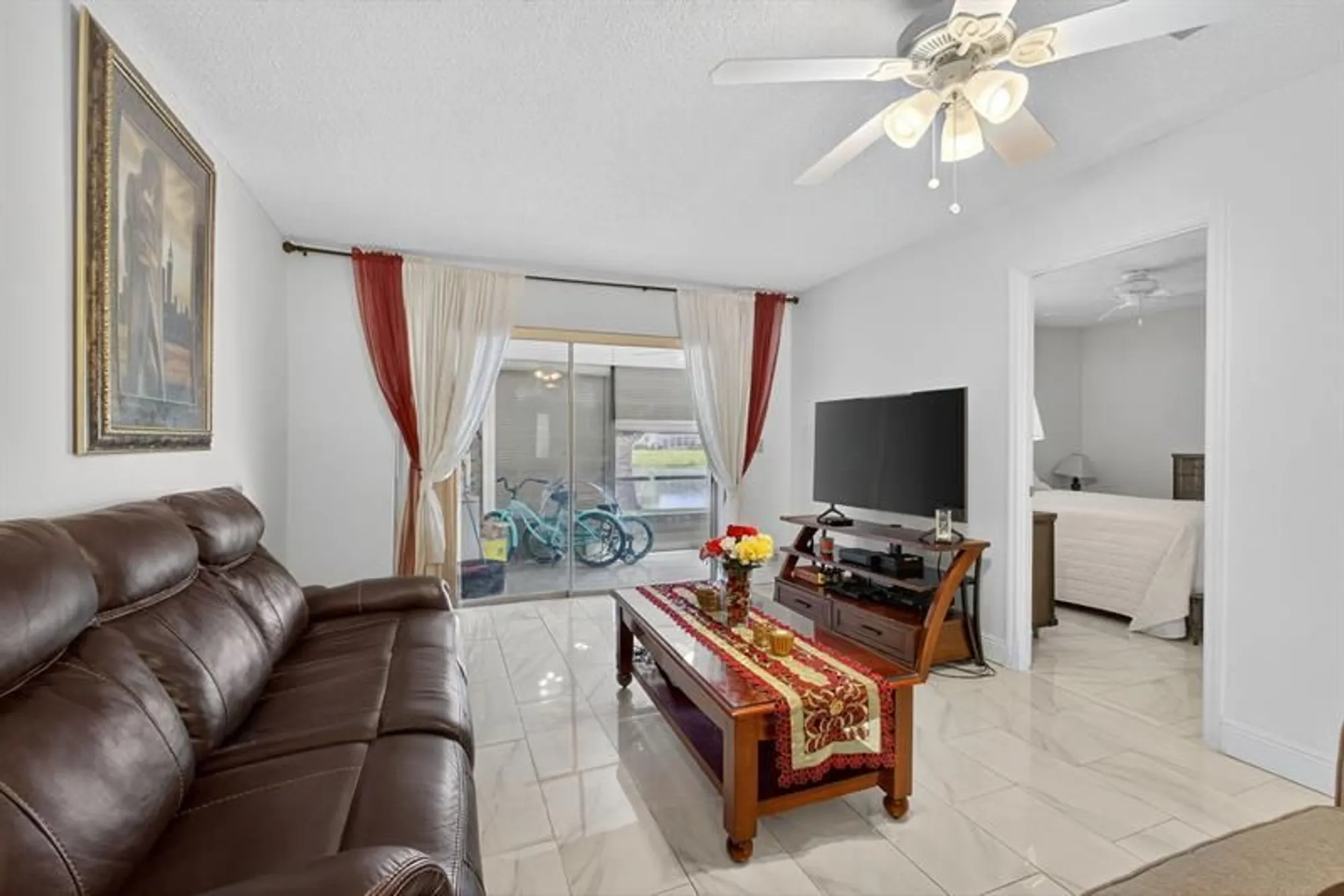 Property Slideshow image 10 of 30 | 224 lake constance dr # 224, West Palm Beach, FL, 33411