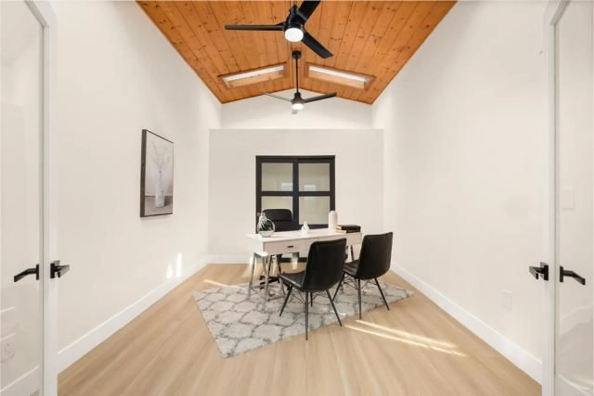 Property Slideshow image 15 of 23 | 1453 la habra dr, San Marcos, CA, 92078