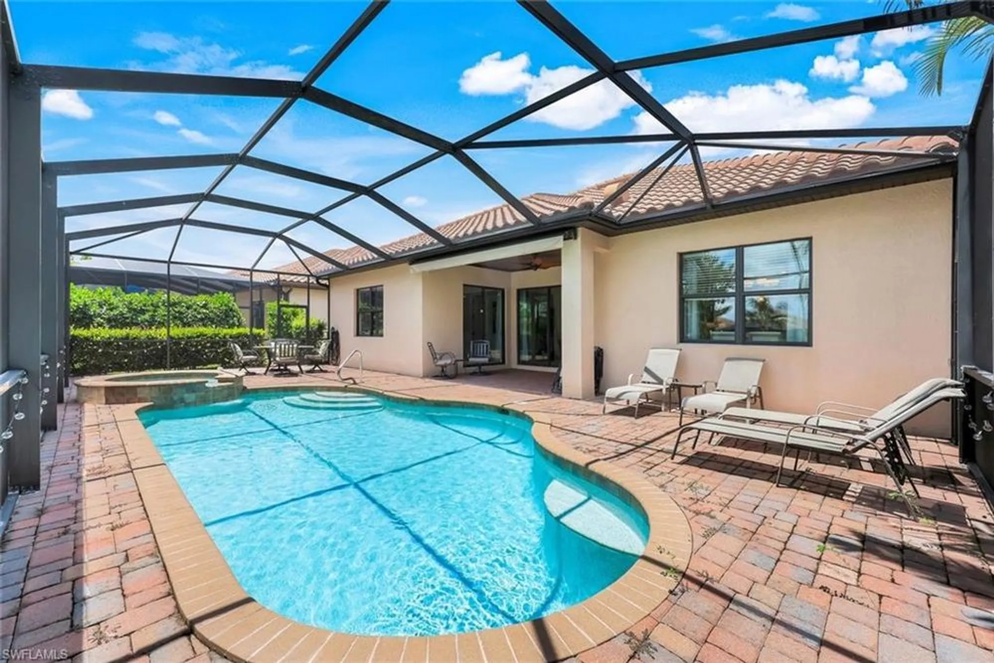 Property Slideshow image 27 of 38 | 28087 kerry ct, Bonita Springs, FL, 34135