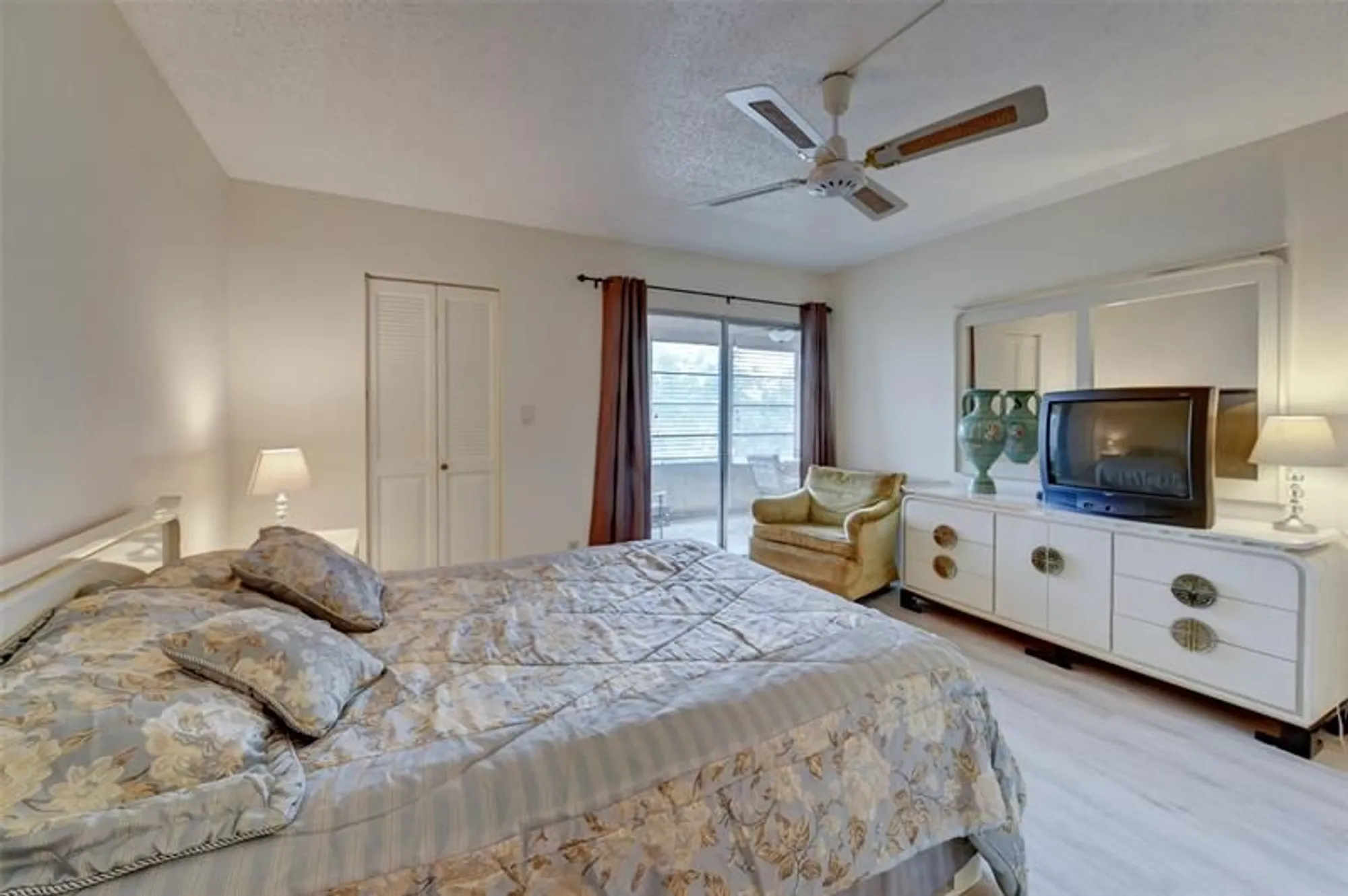 Property Slideshow image 21 of 28 | 2101 lucaya bnd e4, Coconut Creek, FL, 33066