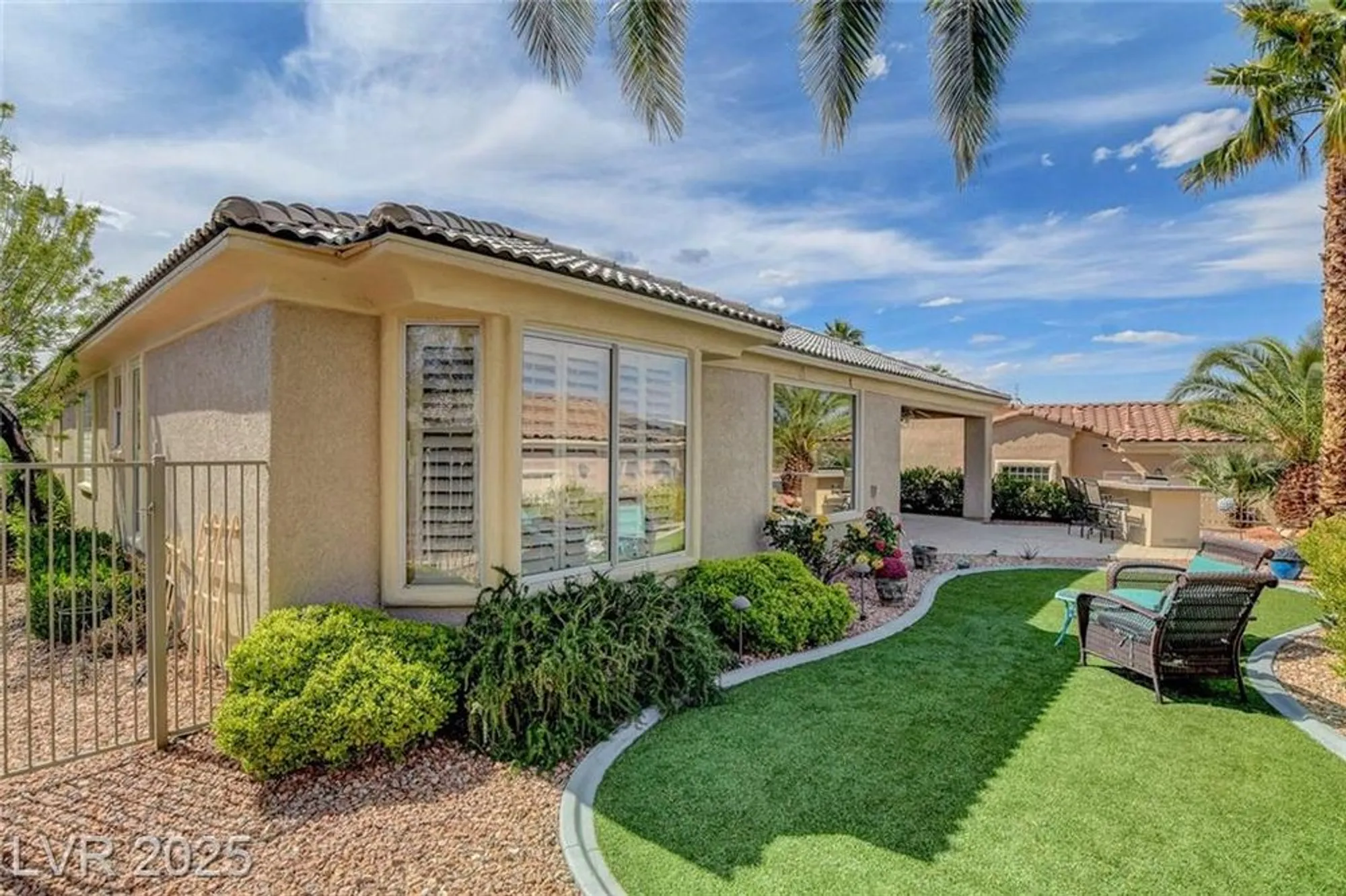 Property Slideshow image 2 of 48 | 4134 riva de tierra ln, Las Vegas, NV, 89135