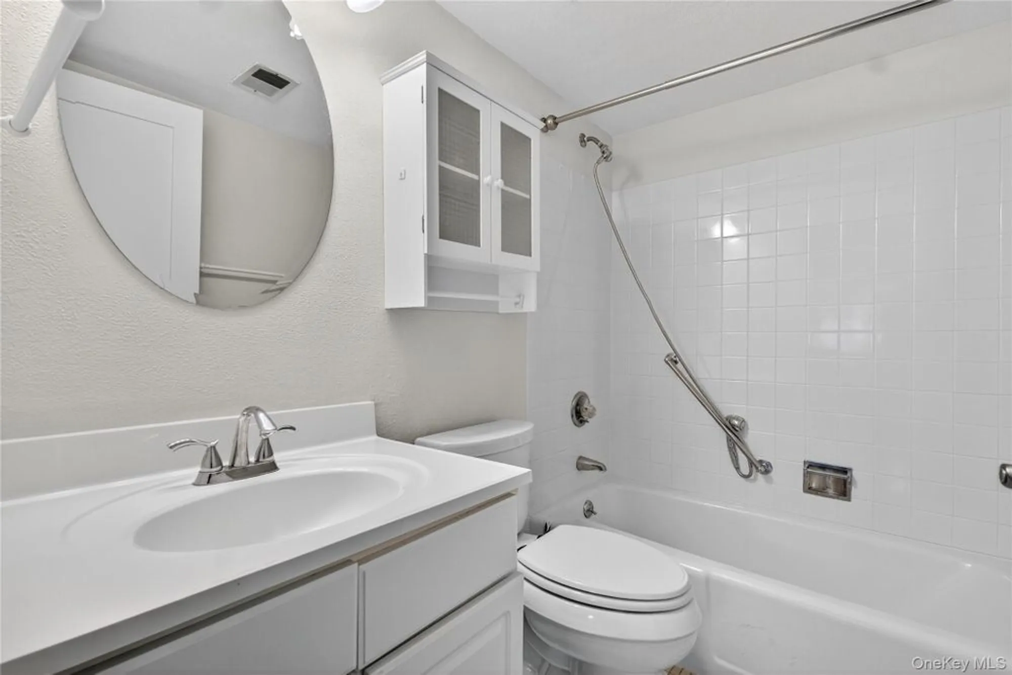 Property Slideshow image 26 of 44 | 41 jefferson oval b, Yorktown Heights, NY, 10598