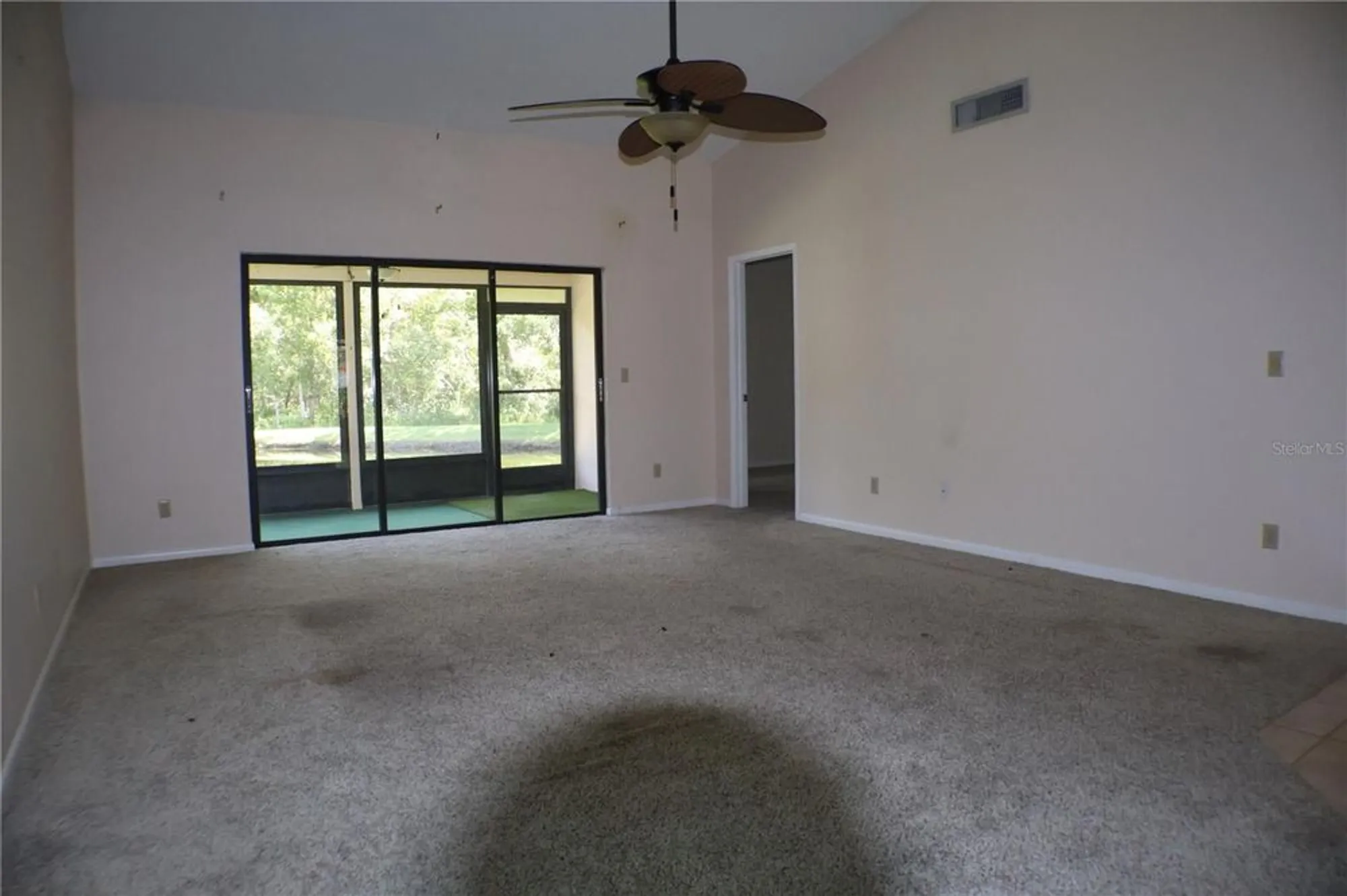 Property Slideshow image 4 of 37 | 11806 white ash dr, New Port Richey, FL, 34654