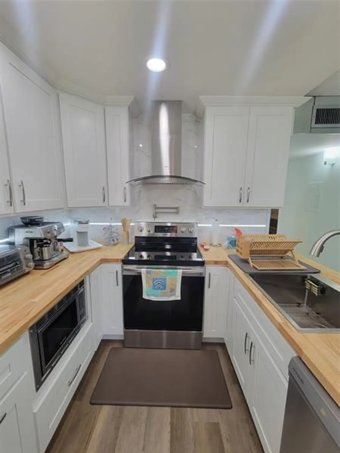 Property Slideshow image 17 of 39 | 480 capri j # 480, Delray Beach, FL, 33484