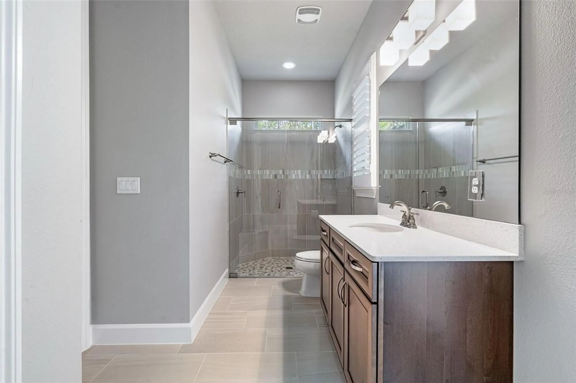 Property Slideshow image 44 of 100 | 998 downshire ln, Ormond Beach, FL, 32174