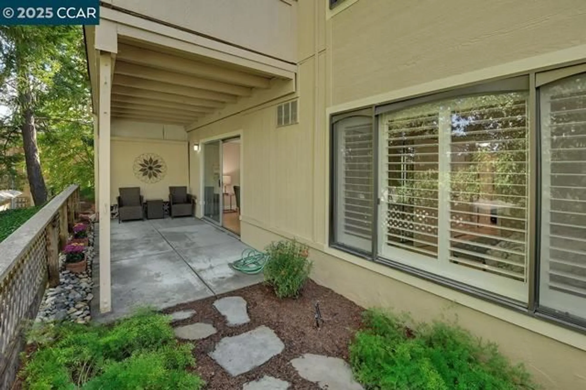 Property Slideshow image 20 of 53 | 1136 rockledge ln apt 6, Walnut Creek, CA, 94595